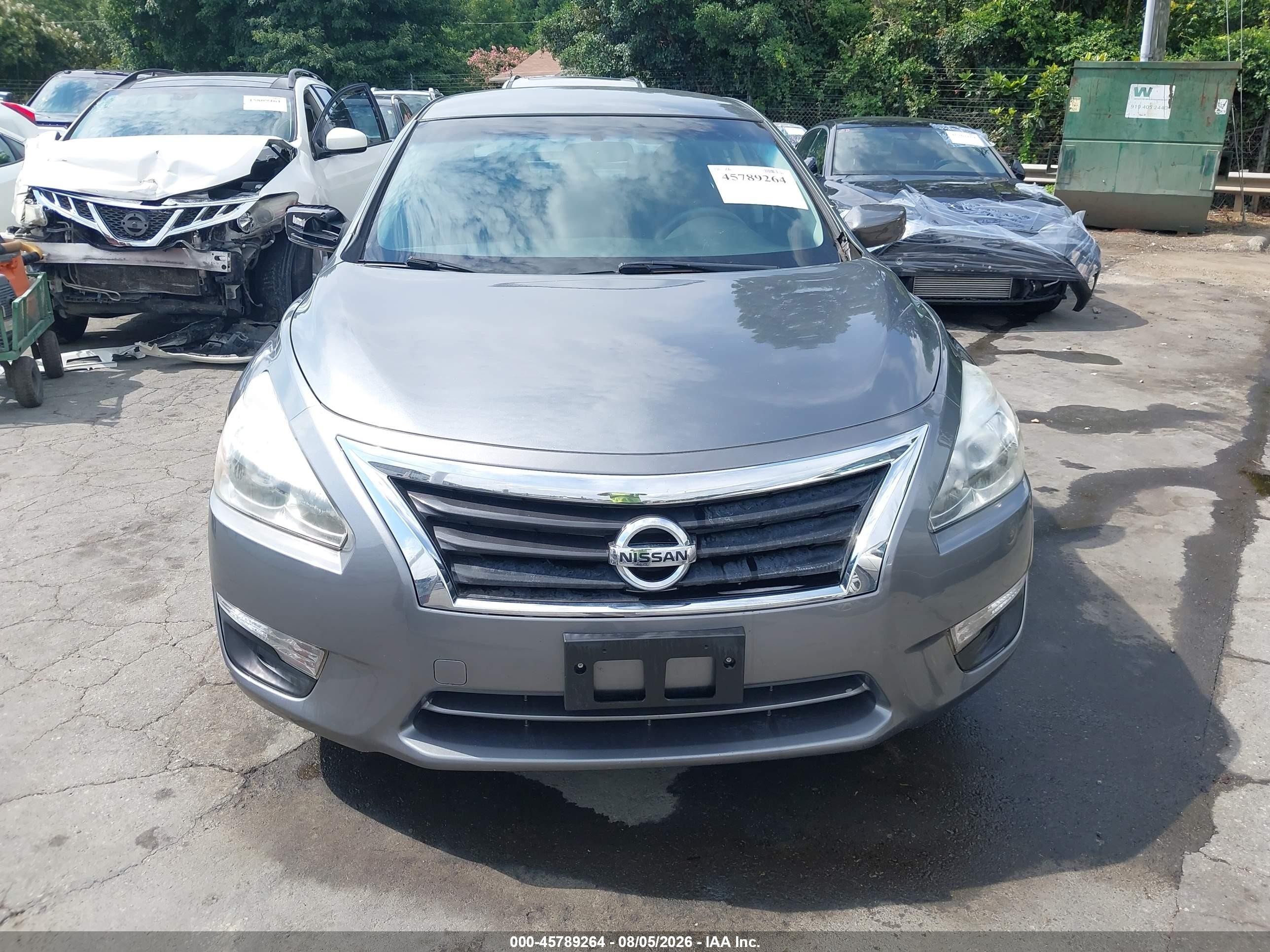 2015 Nissan Altima 2.5 S Серебряный vin: 1N4AL3AP2FC466423