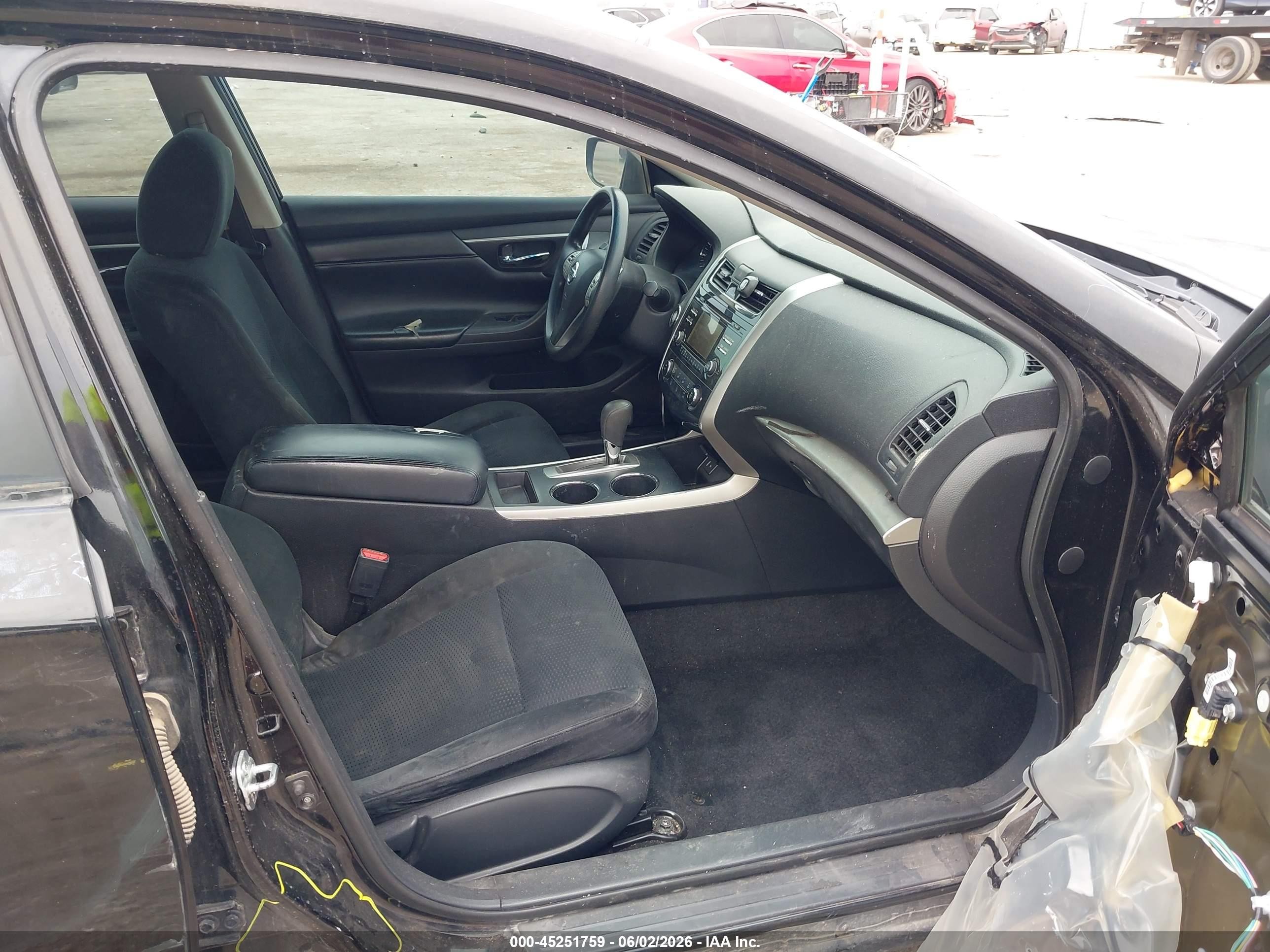 2015 Nissan Altima 2.5/2.5 S/2.5 Sl/2.5 Sv Черный vin: 1N4AL3AP2FC472027