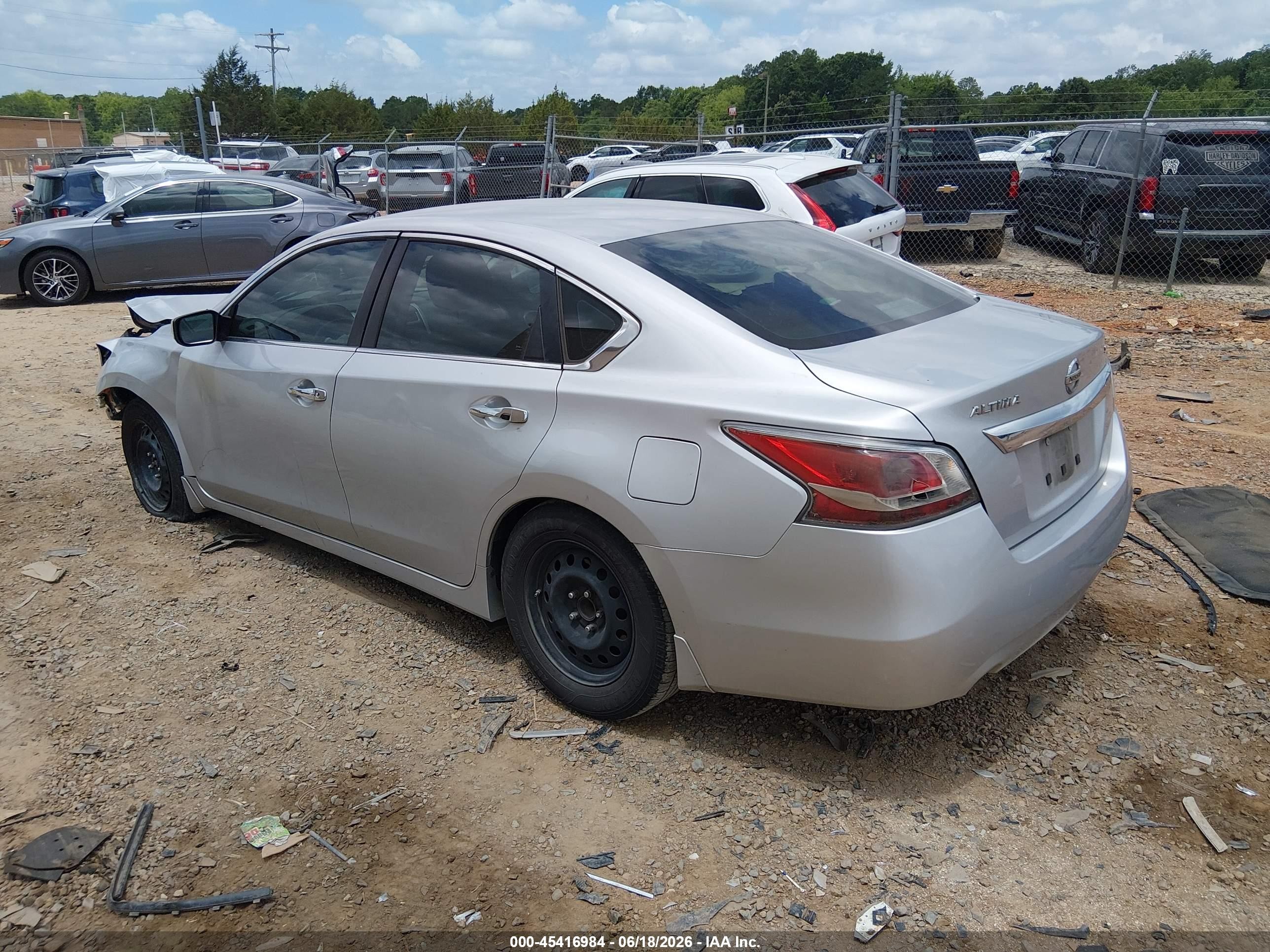 2015 Nissan Altima 2.5 S Silver vin: 1N4AL3AP2FC477910