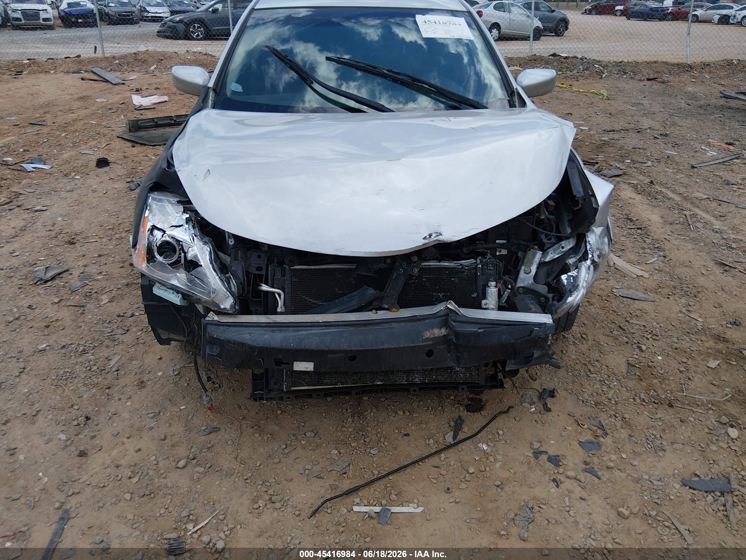 2015 Nissan Altima 2.5 S Silver vin: 1N4AL3AP2FC477910