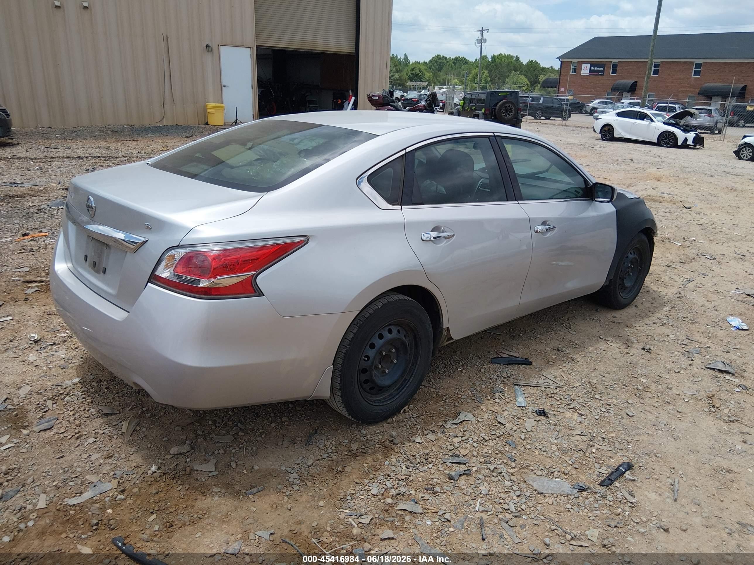 2015 Nissan Altima 2.5 S Silver vin: 1N4AL3AP2FC477910