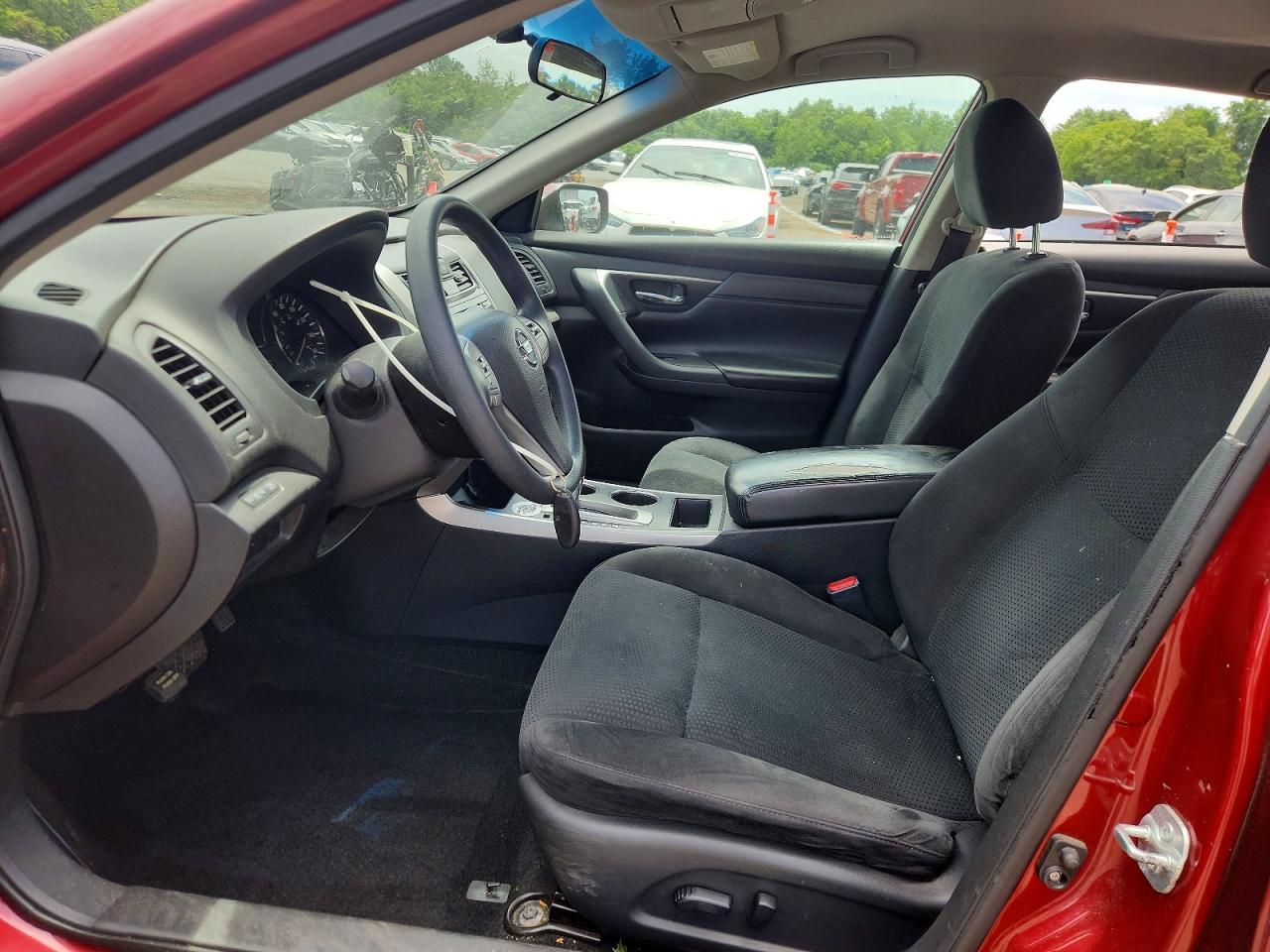 2015 Nissan Altima 2.5 S Red vin: 1N4AL3AP2FC483397