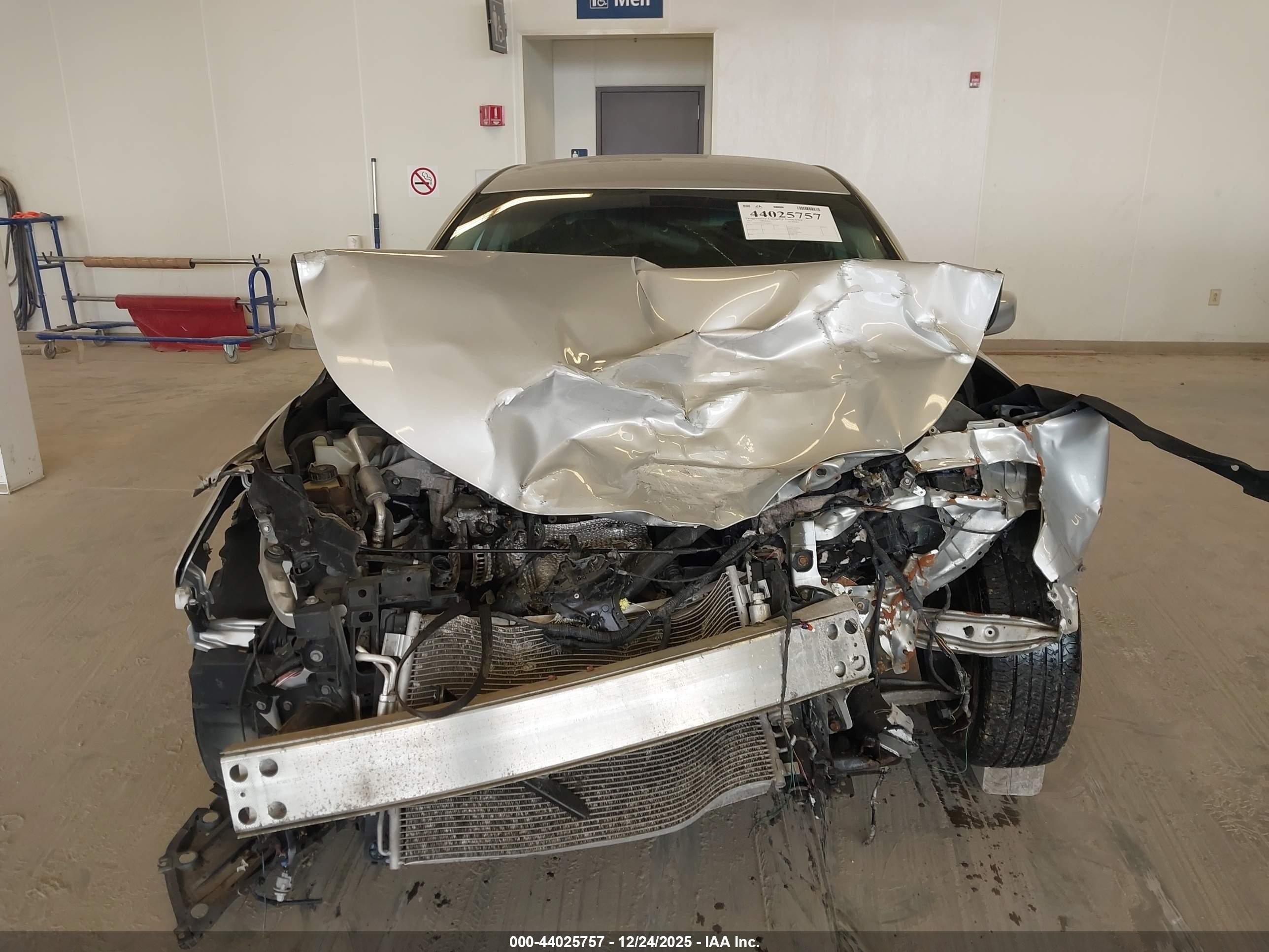 2015 Nissan Altima 2.5 S Серебряный vin: 1N4AL3AP2FC490978