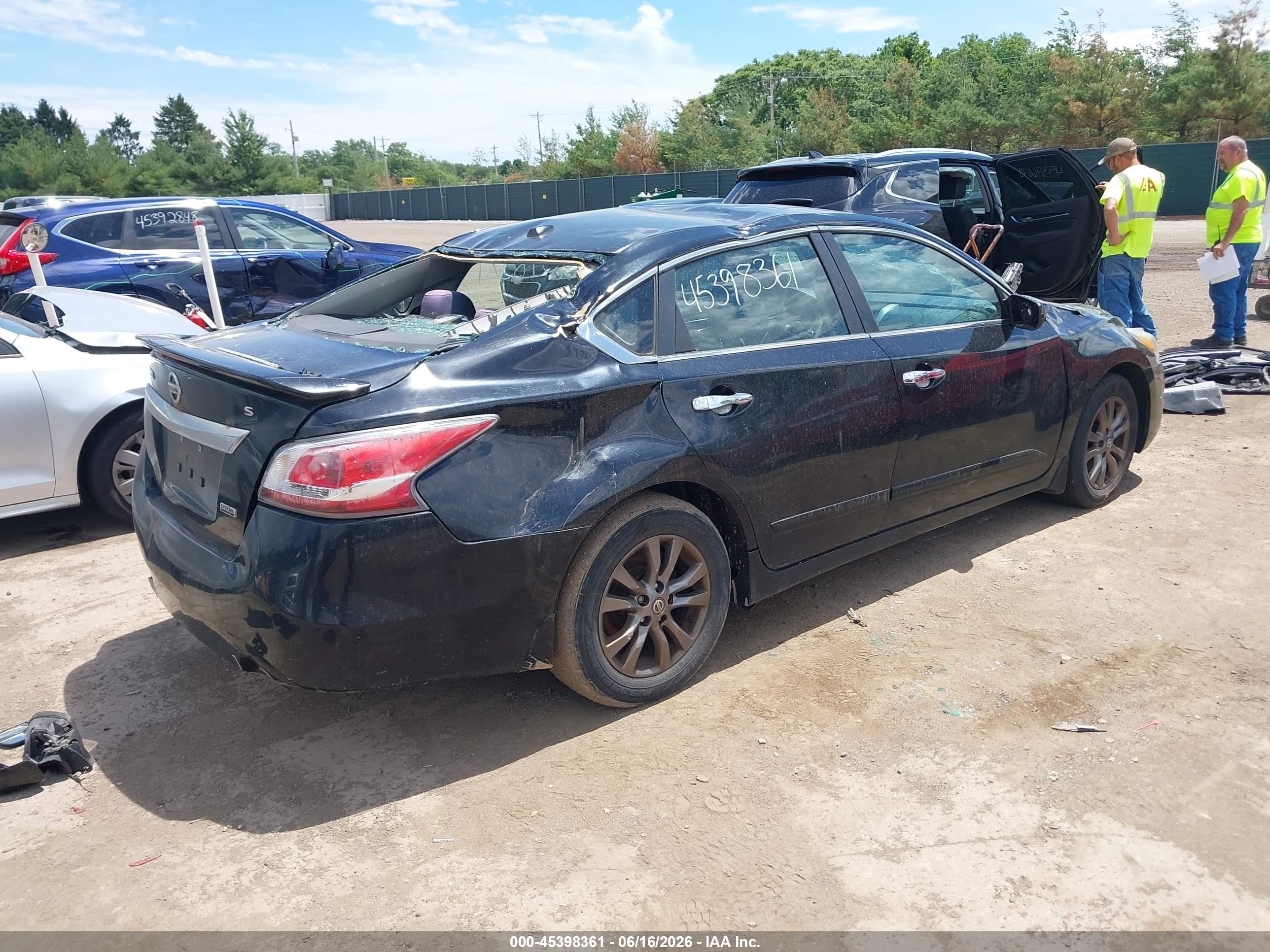 2015 Nissan Altima 2.5 S Черный vin: 1N4AL3AP2FC497977