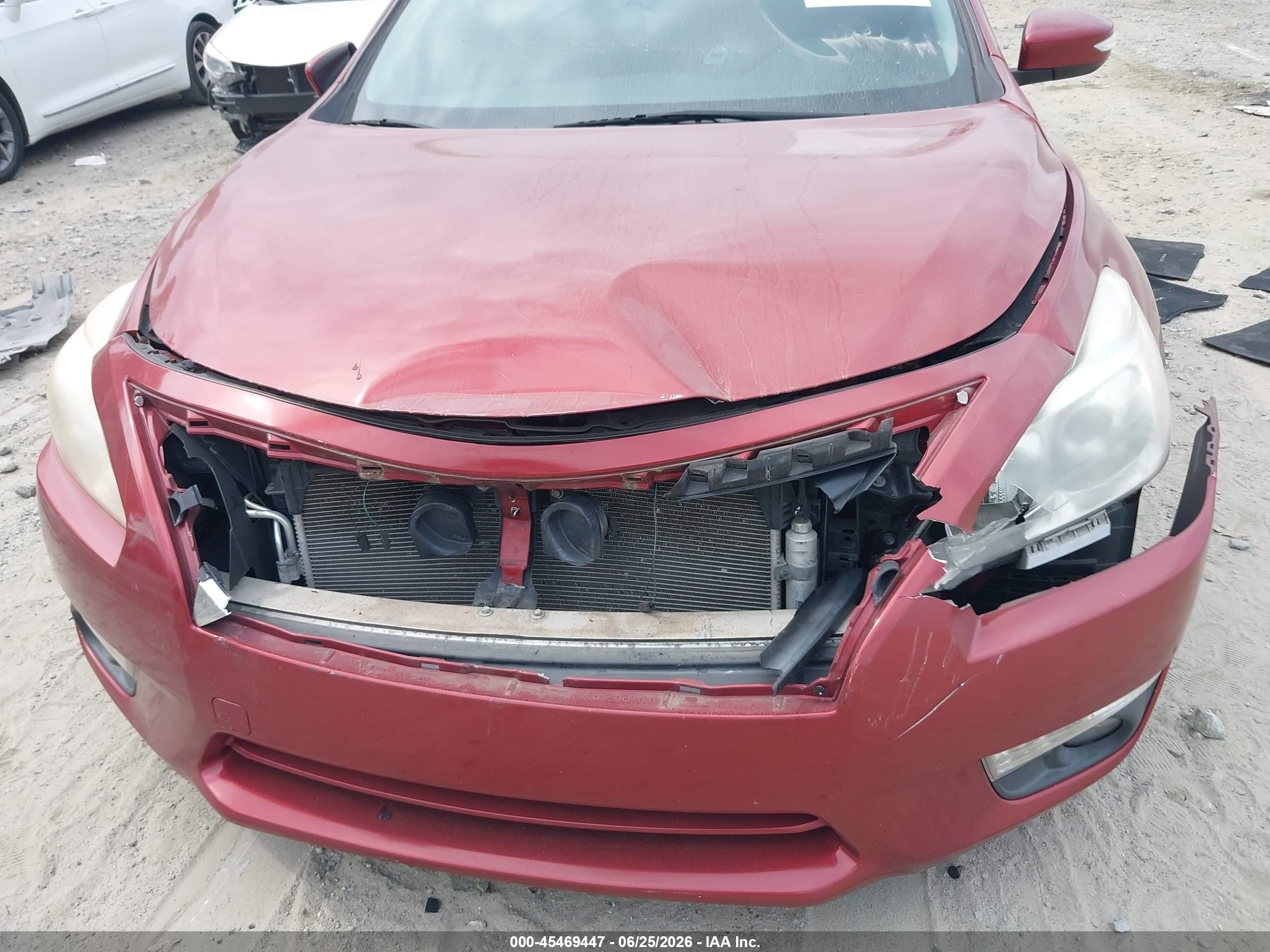 2015 Nissan Altima 2.5 Sv Red vin: 1N4AL3AP2FC569972
