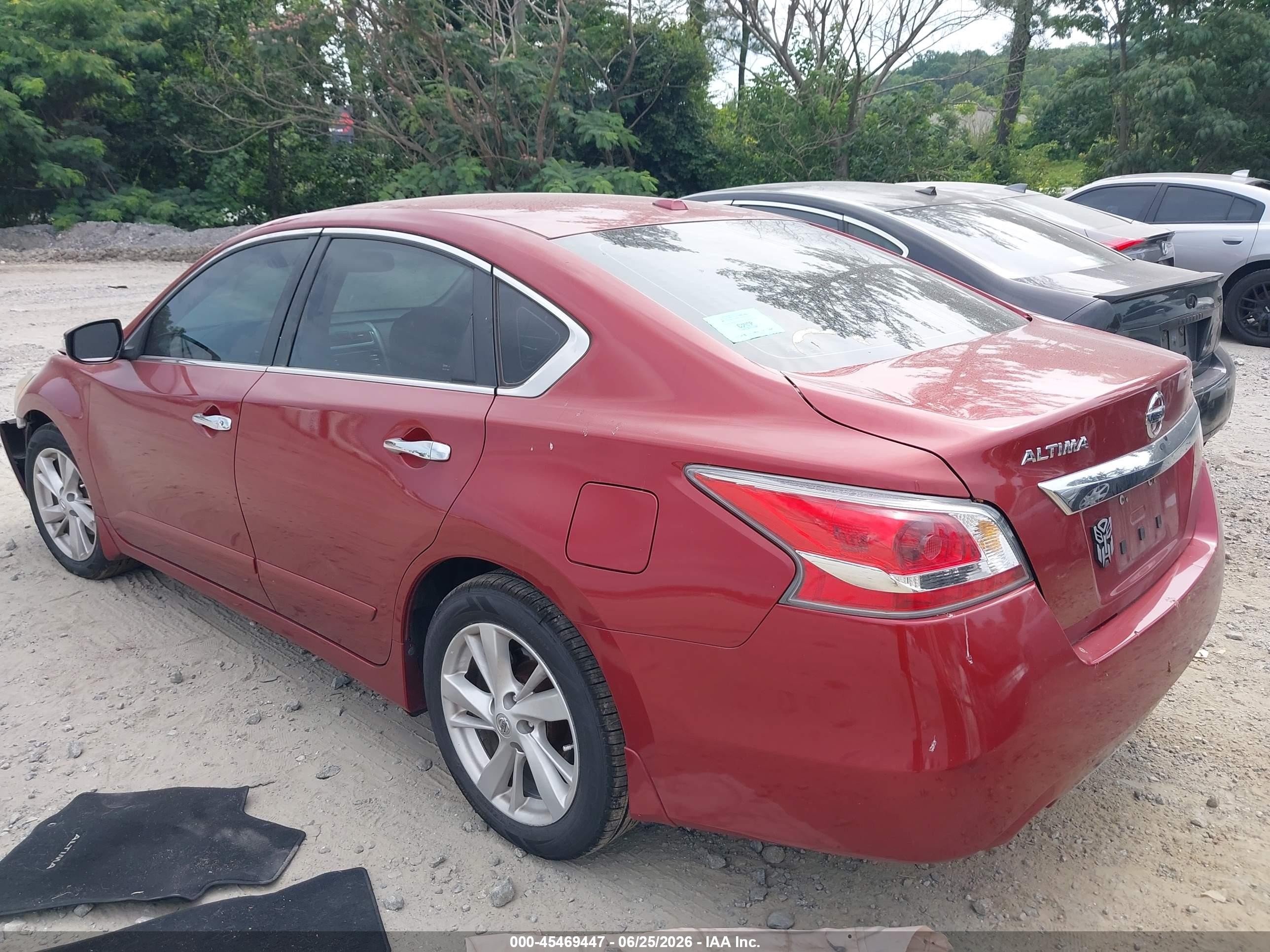 2015 Nissan Altima 2.5 Sv Red vin: 1N4AL3AP2FC569972