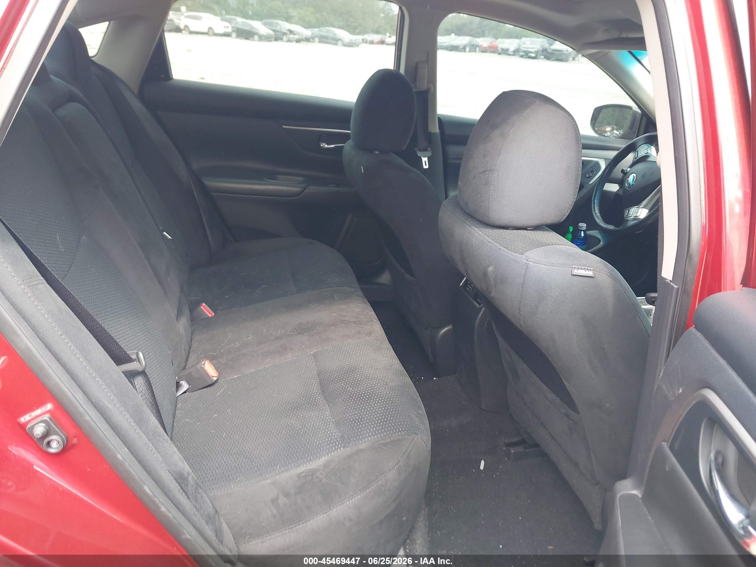 2015 Nissan Altima 2.5 Sv Red vin: 1N4AL3AP2FC569972