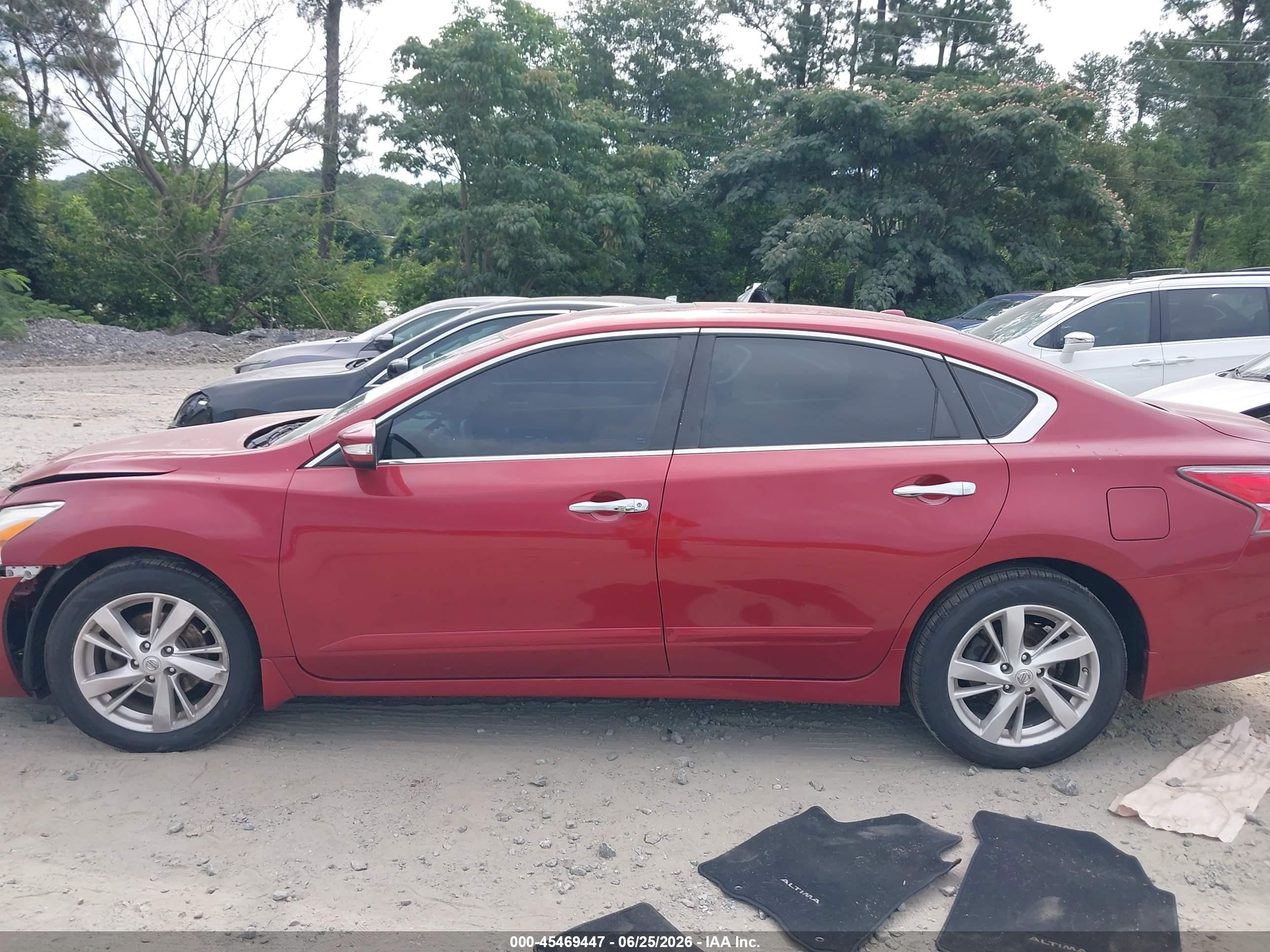 2015 Nissan Altima 2.5 Sv Red vin: 1N4AL3AP2FC569972