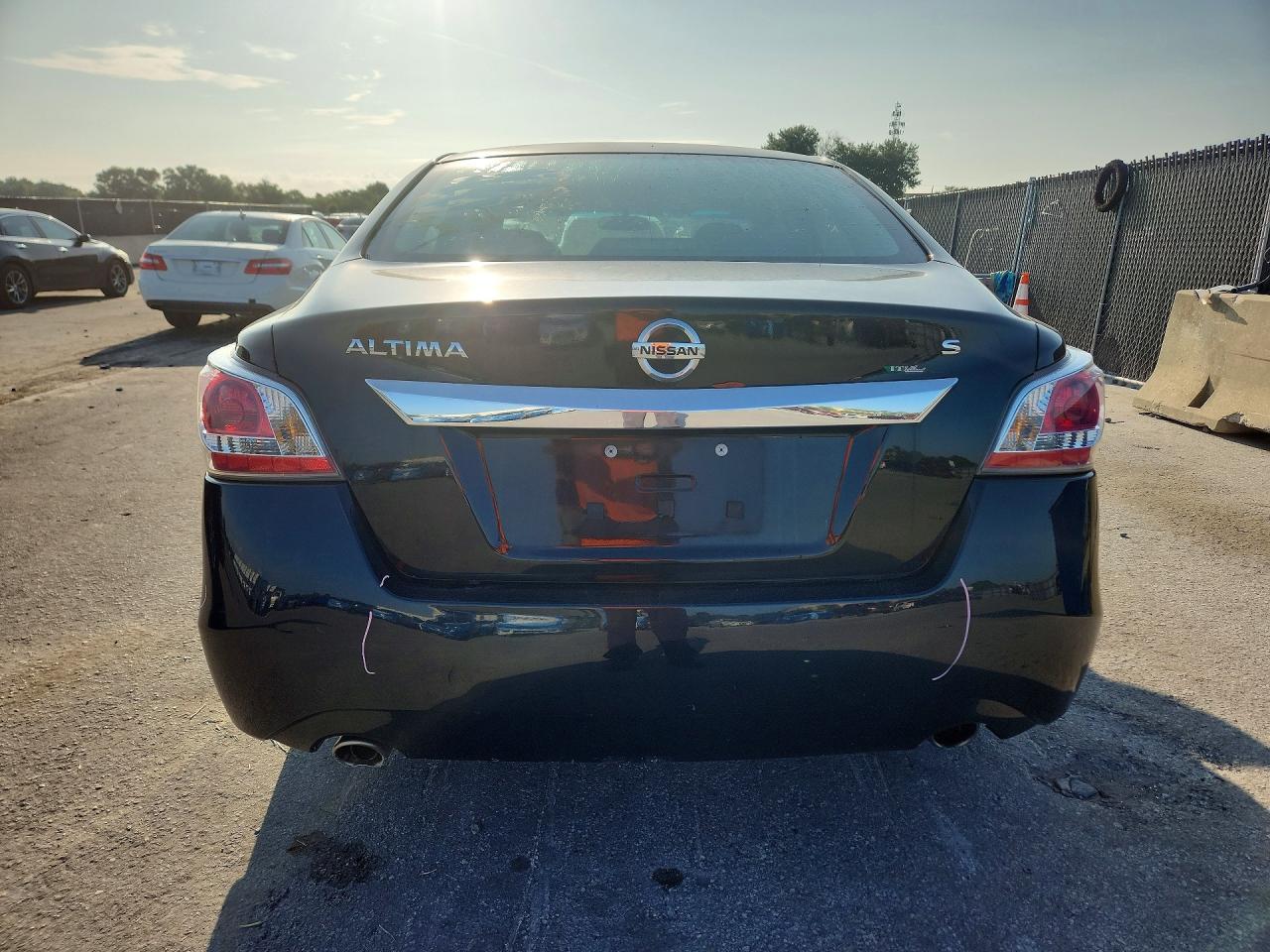 2015 Nissan Altima 2.5 S Black vin: 1N4AL3AP2FC575223