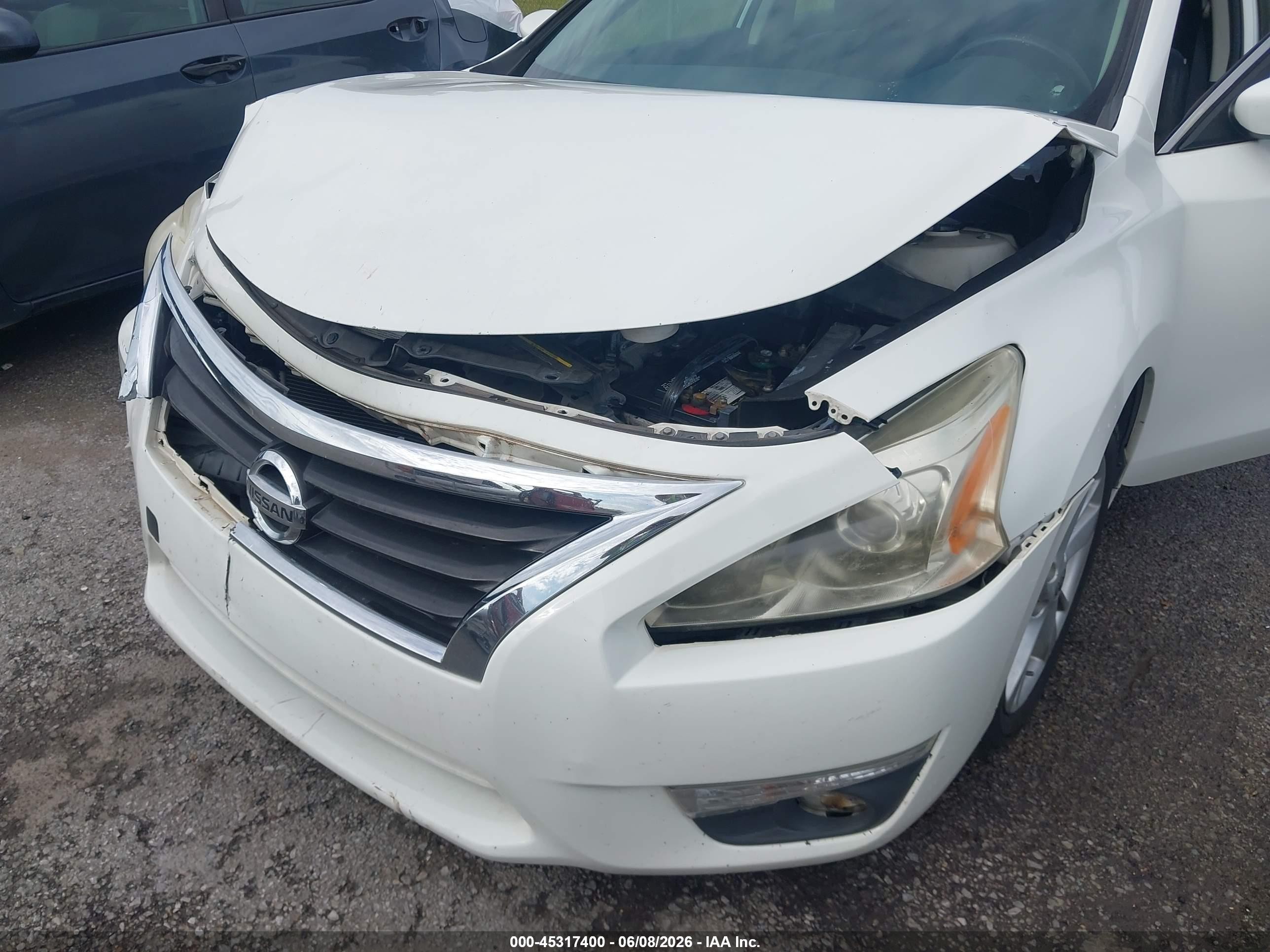 2015 Nissan Altima 2.5 Sv White vin: 1N4AL3AP2FC577599
