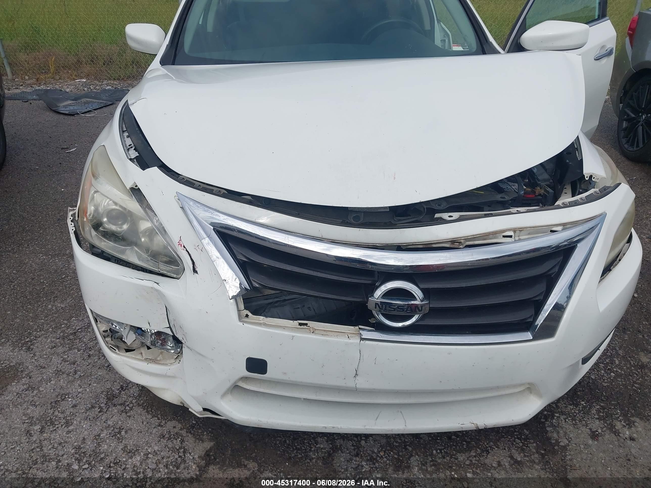 2015 Nissan Altima 2.5 Sv White vin: 1N4AL3AP2FC577599