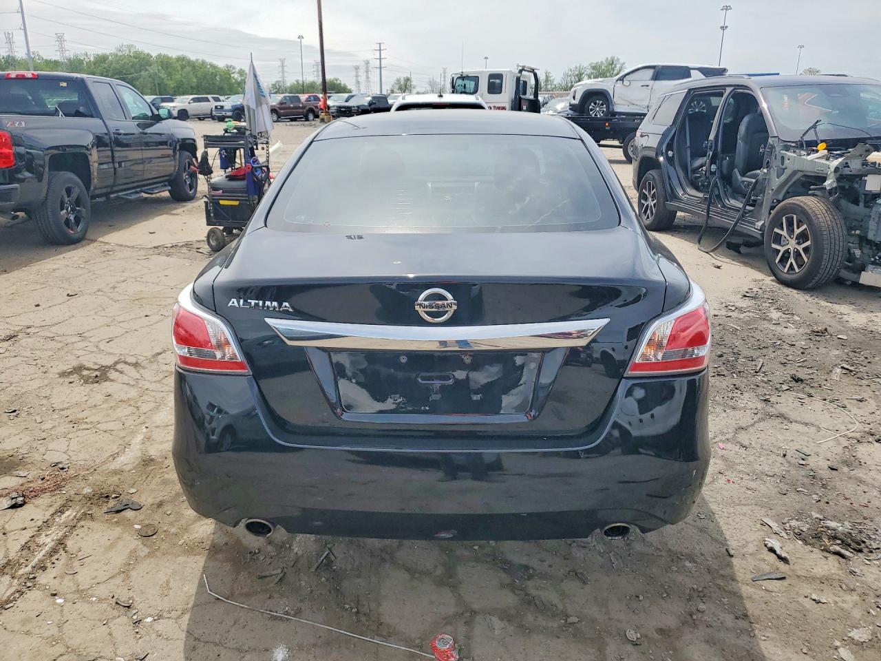 2015 Nissan Altima 2.5 S Black vin: 1N4AL3AP2FC577957