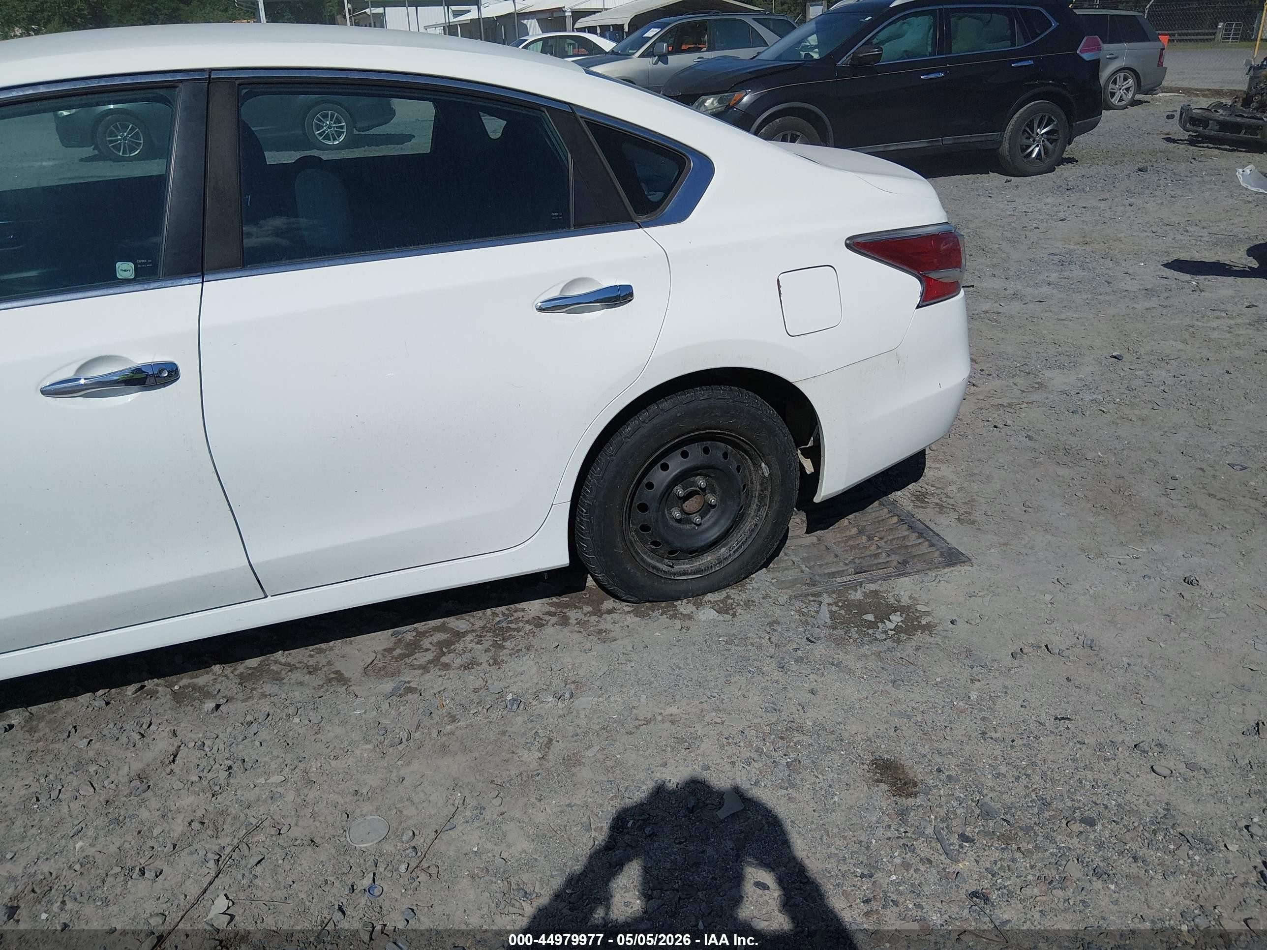2015 Nissan Altima 2.5 White vin: 1N4AL3AP2FC591146