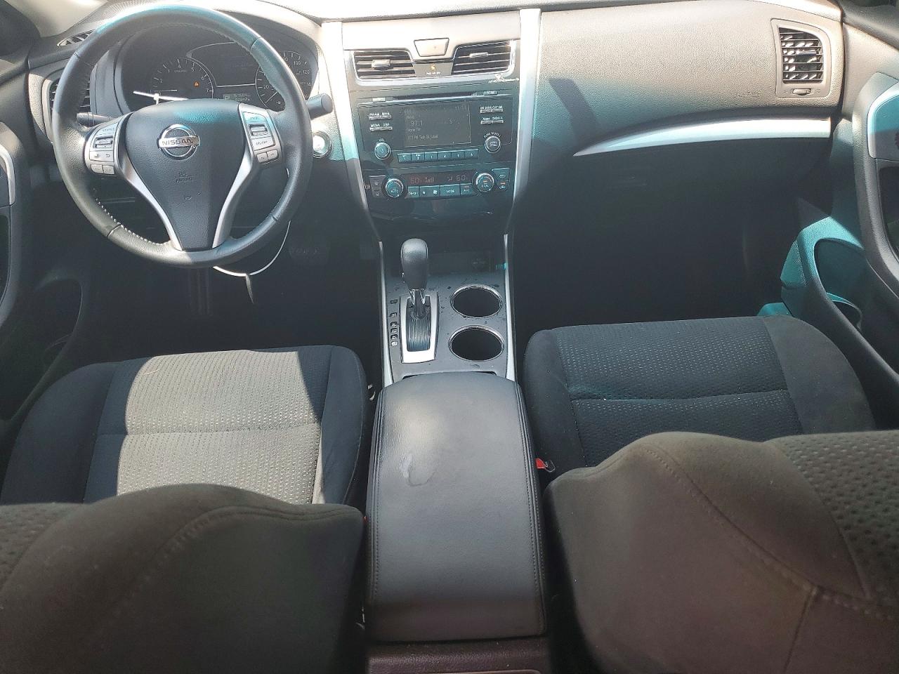 2015 Nissan Altima 2.5 Sv White vin: 1N4AL3AP2FC594192