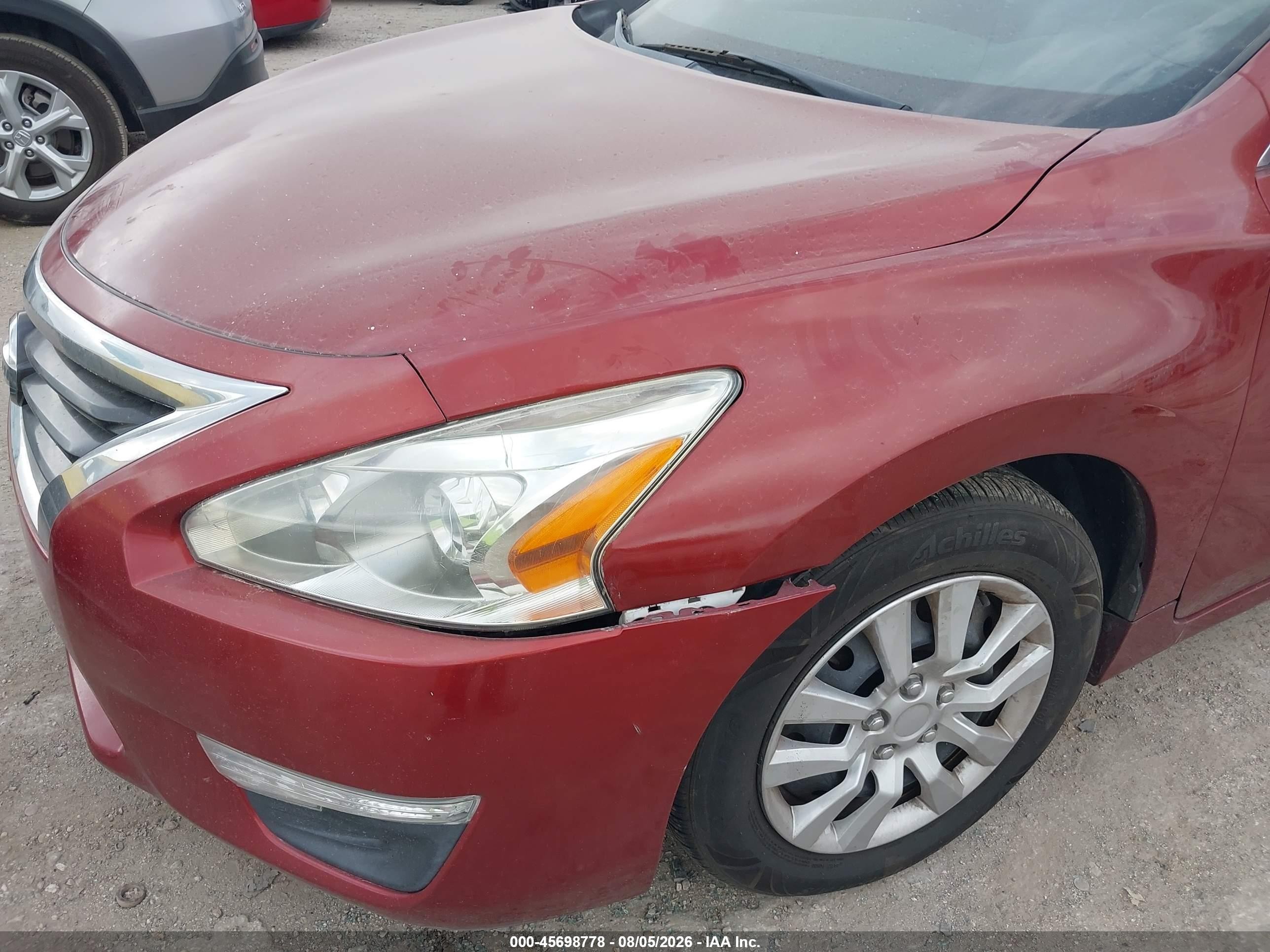 2015 Nissan Altima 2.5/2.5 S/2.5 Sl/2.5 Sv Red vin: 1N4AL3AP2FN301976