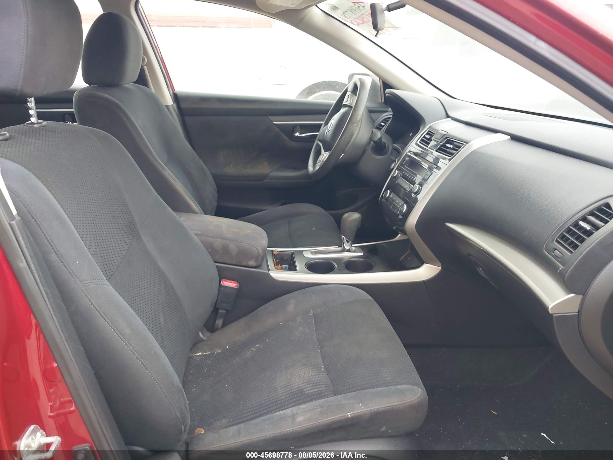 2015 Nissan Altima 2.5/2.5 S/2.5 Sl/2.5 Sv Red vin: 1N4AL3AP2FN301976