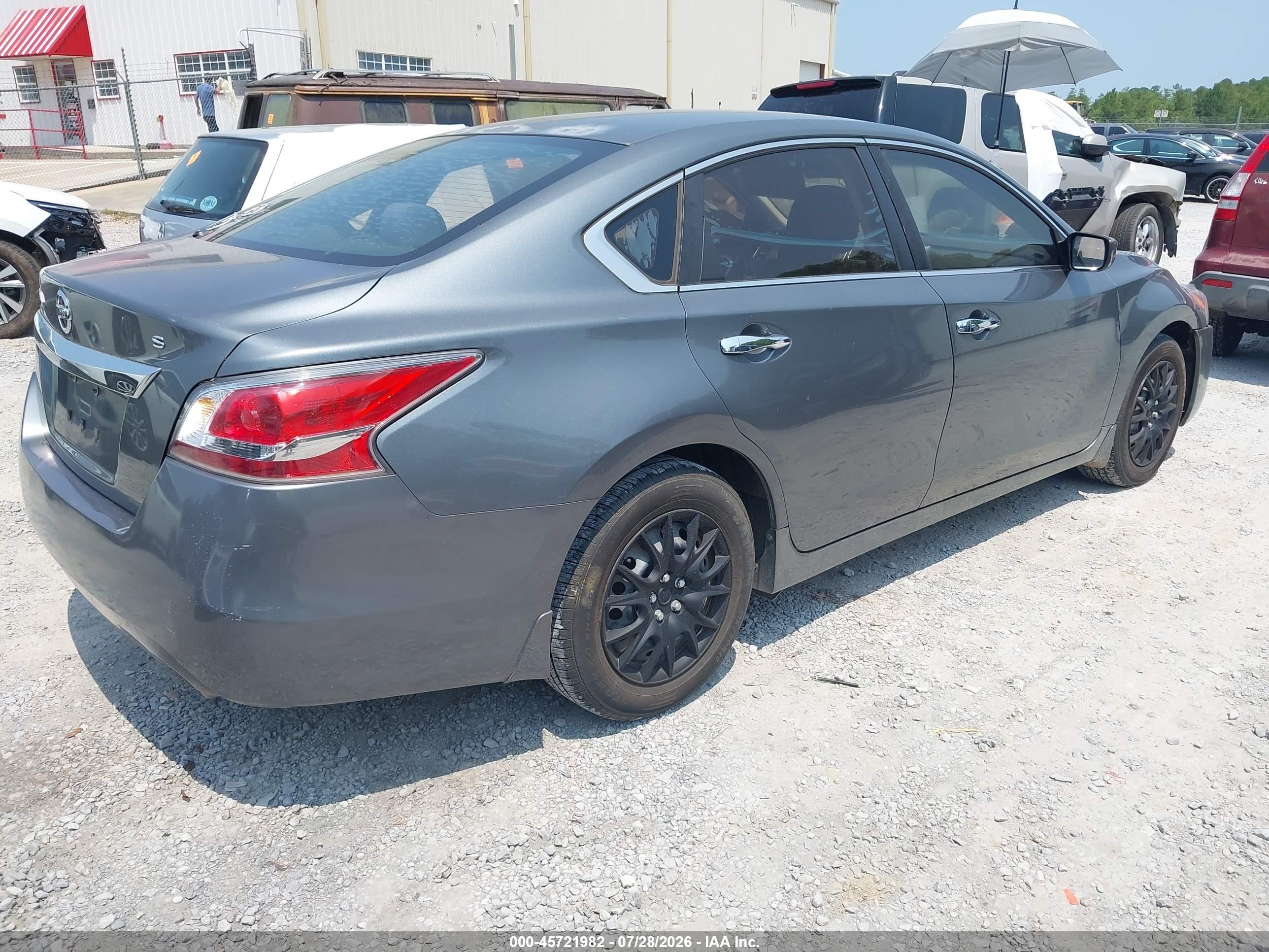 2015 Nissan Altima 2.5 S Gray vin: 1N4AL3AP2FN302660