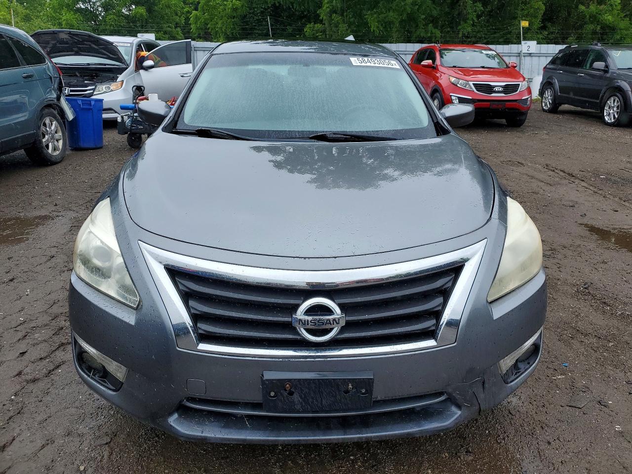 2015 Nissan Altima 2.5 Silver vin: 1N4AL3AP2FN307213