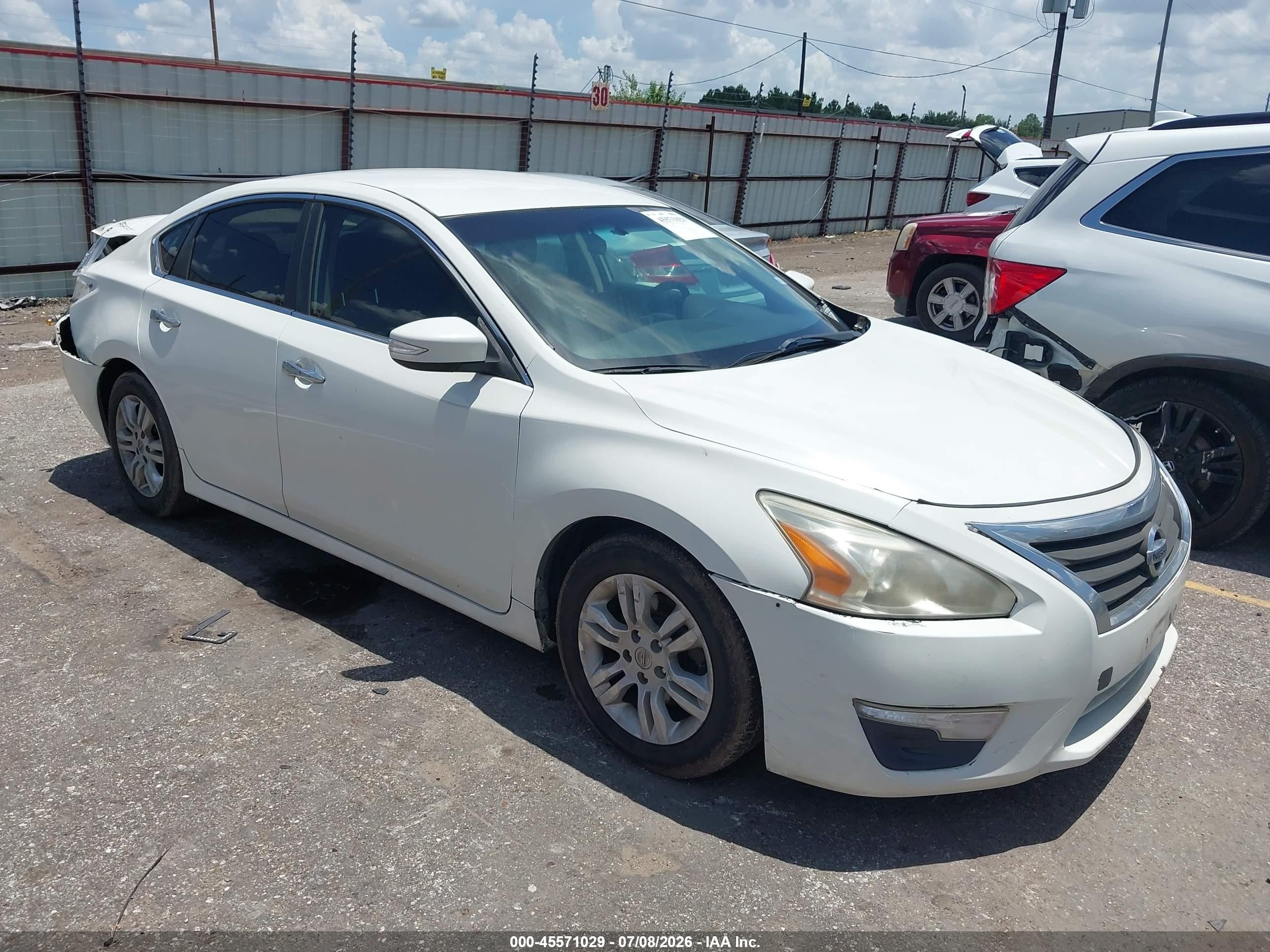2015 Nissan Altima 2.5/2.5 S/2.5 Sl/2.5 Sv White vin: 1N4AL3AP2FN334279