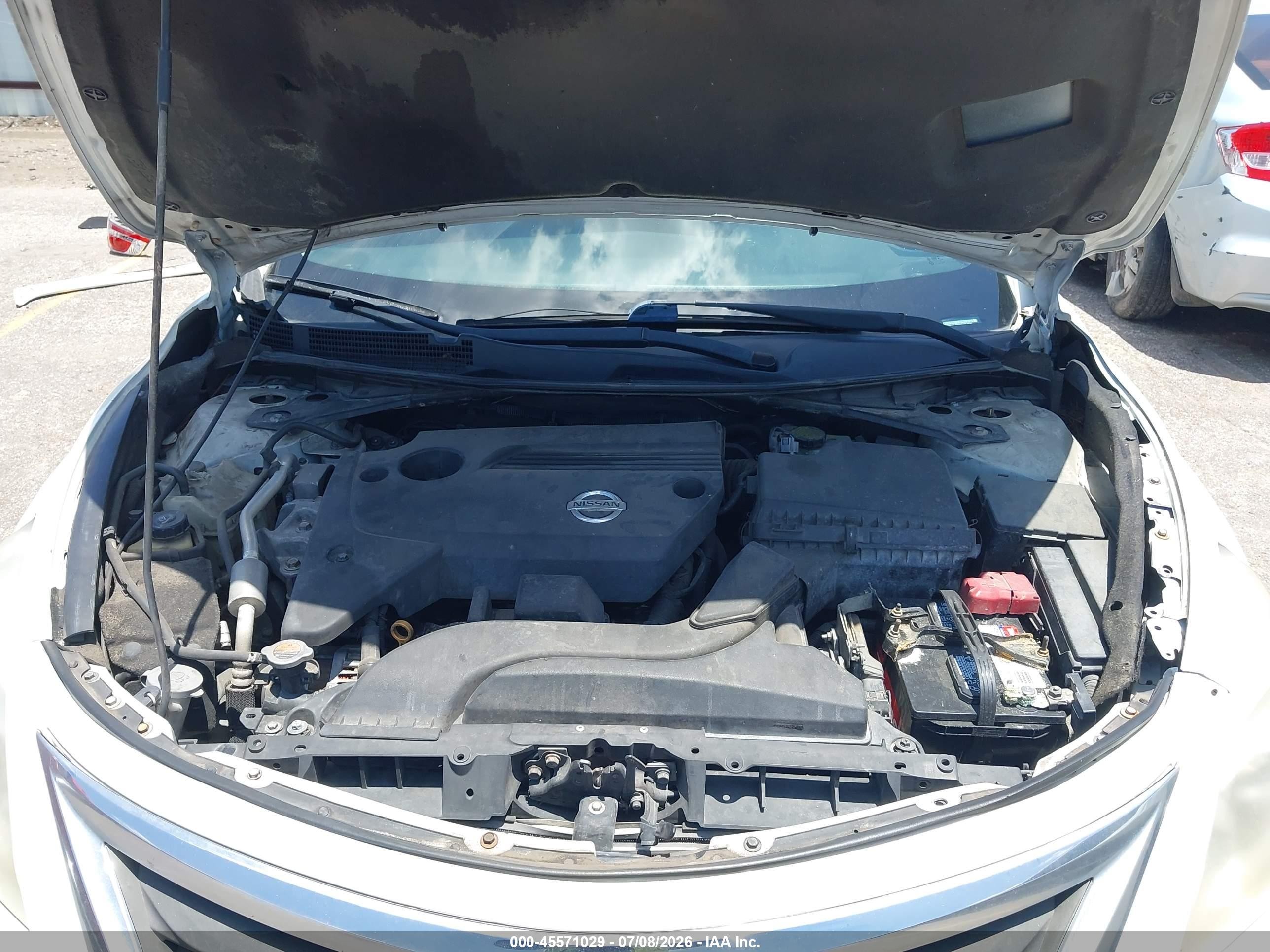 2015 Nissan Altima 2.5/2.5 S/2.5 Sl/2.5 Sv White vin: 1N4AL3AP2FN334279