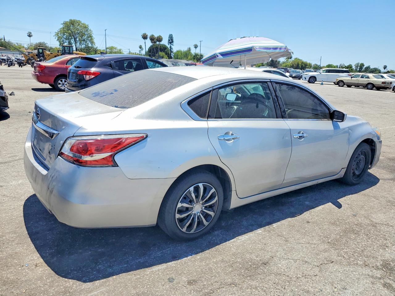 2015 Nissan Altima 2.5 S Silver vin: 1N4AL3AP2FN334914