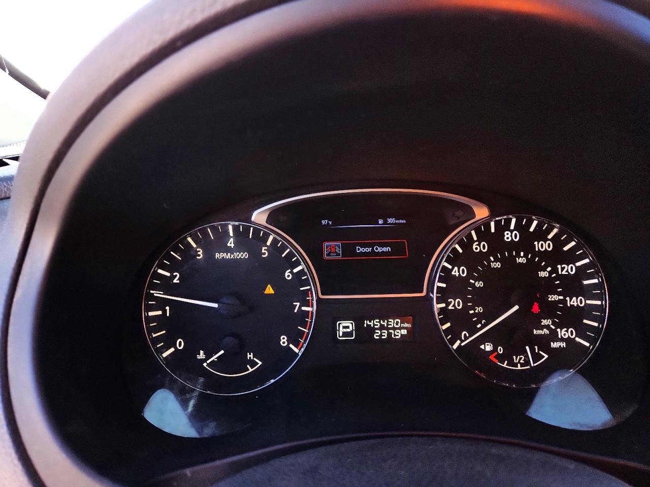 2015 Nissan Altima 2.5 S Серебряный vin: 1N4AL3AP2FN339708