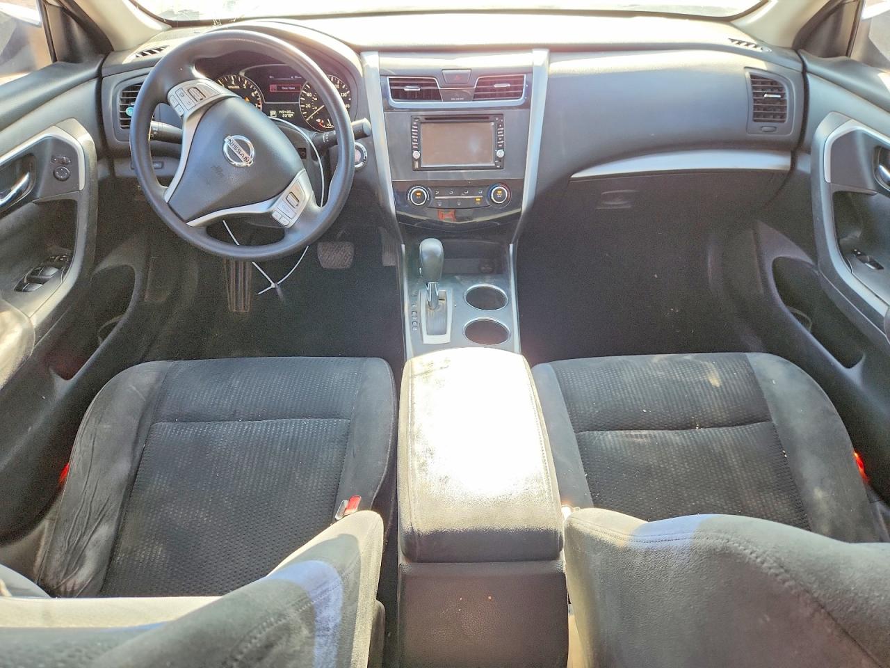 2015 Nissan Altima 2.5 S Серебряный vin: 1N4AL3AP2FN339708