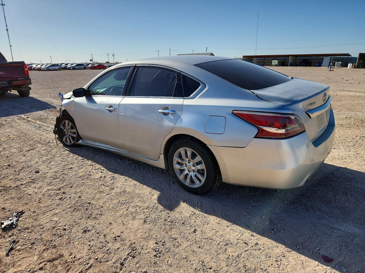 2015 Nissan Altima 2.5 S Серебряный vin: 1N4AL3AP2FN339708
