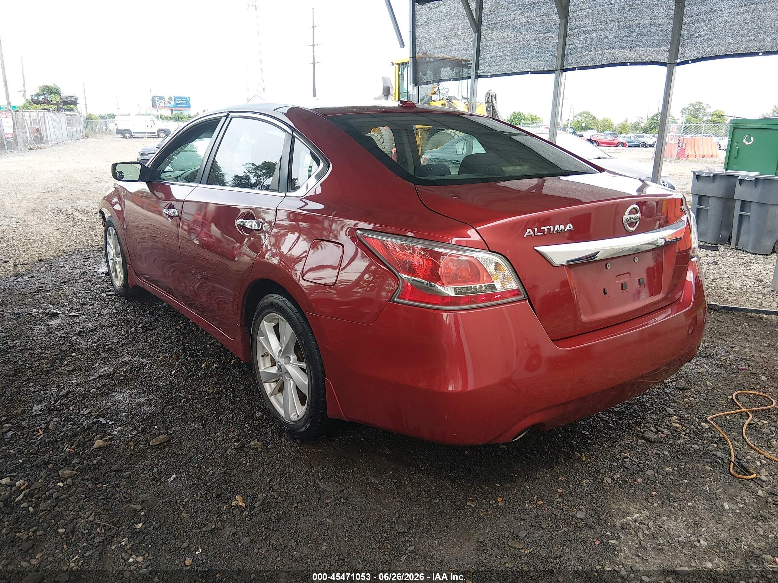 2015 Nissan Altima 2.5 S Red vin: 1N4AL3AP2FN340633