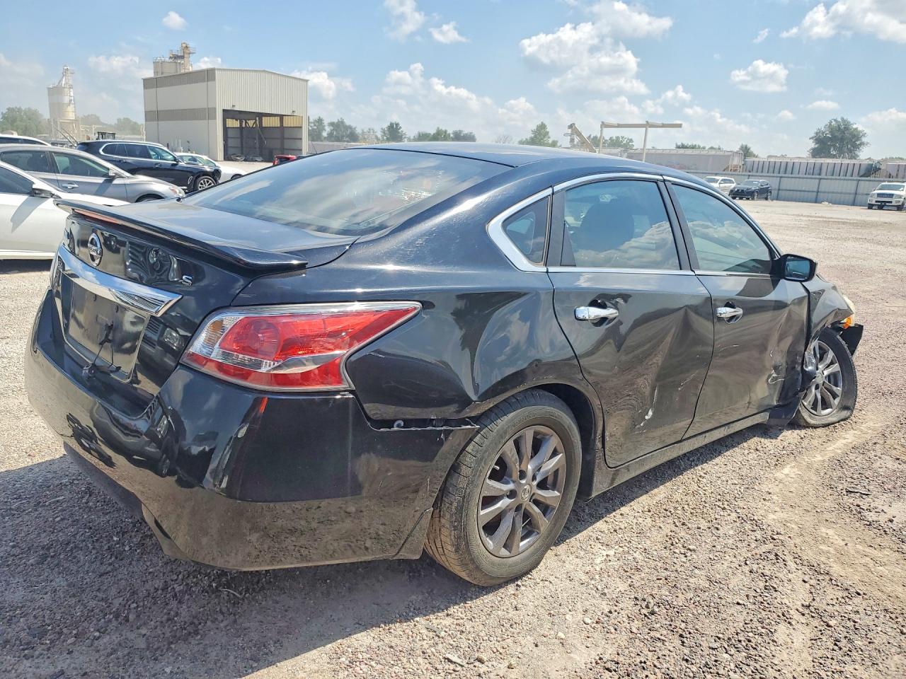 2015 Nissan Altima 2.5 S Black vin: 1N4AL3AP2FN342611