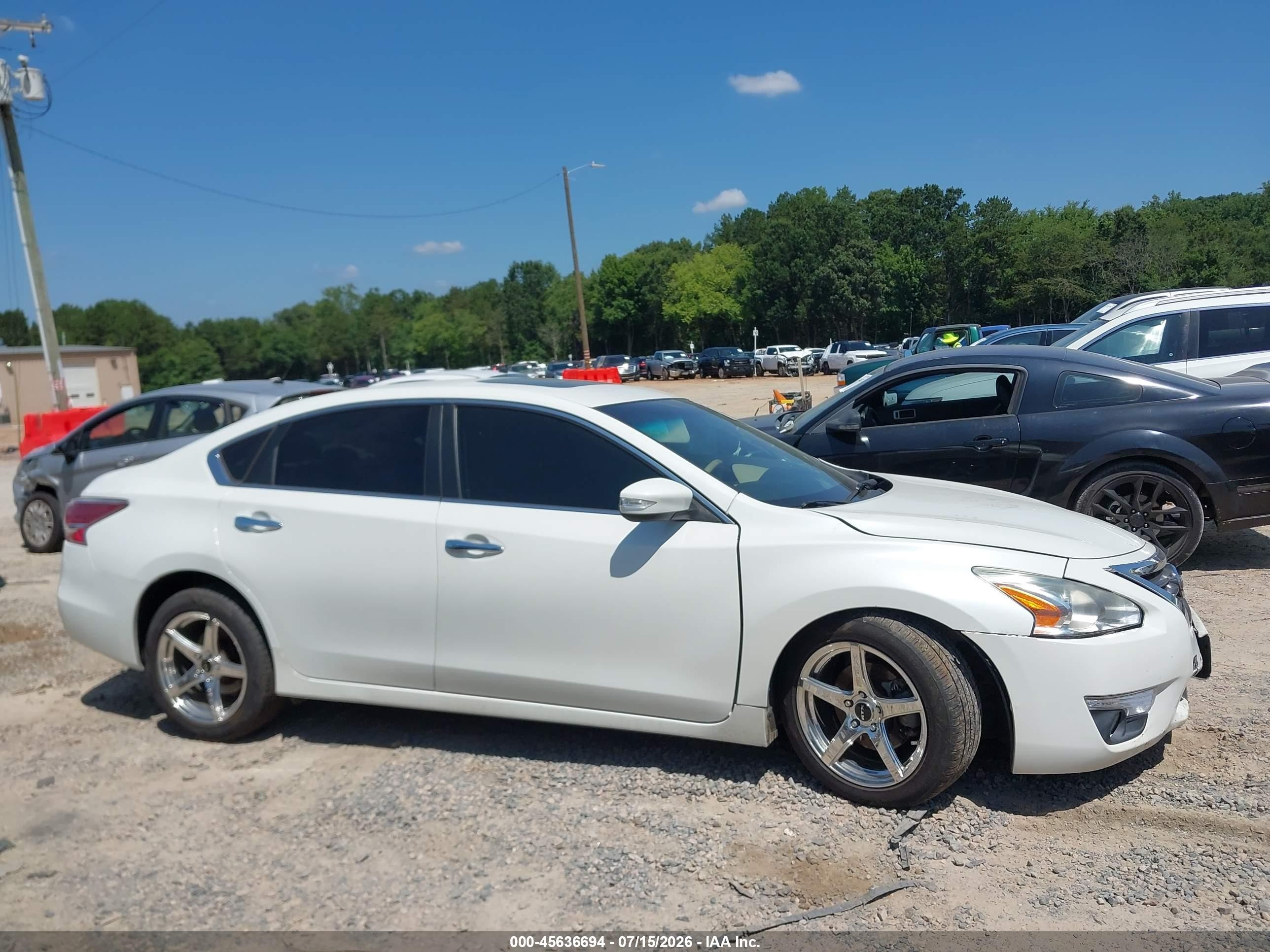 2015 Nissan Altima 2.5 Sl White vin: 1N4AL3AP2FN355388