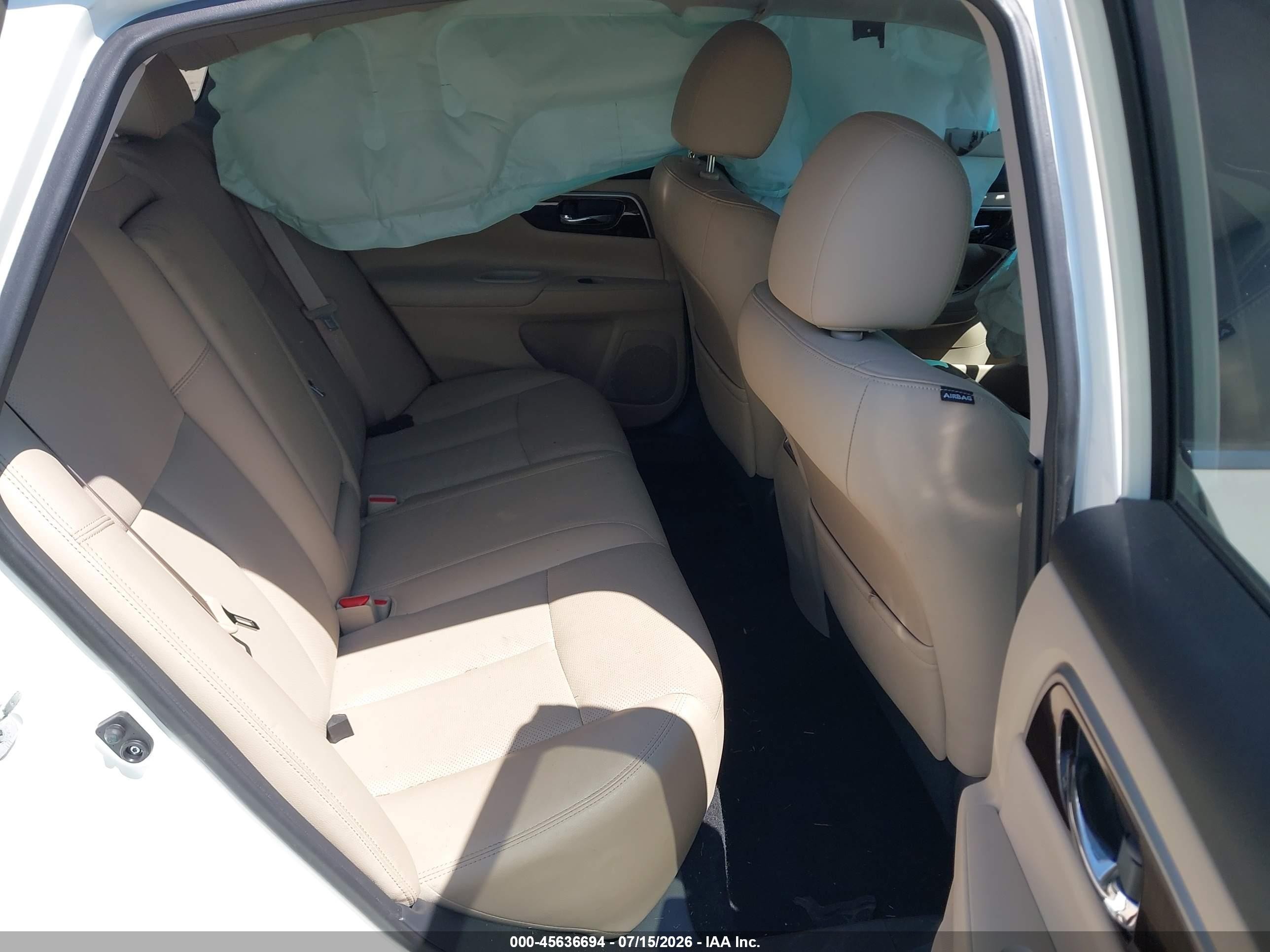 2015 Nissan Altima 2.5 Sl White vin: 1N4AL3AP2FN355388
