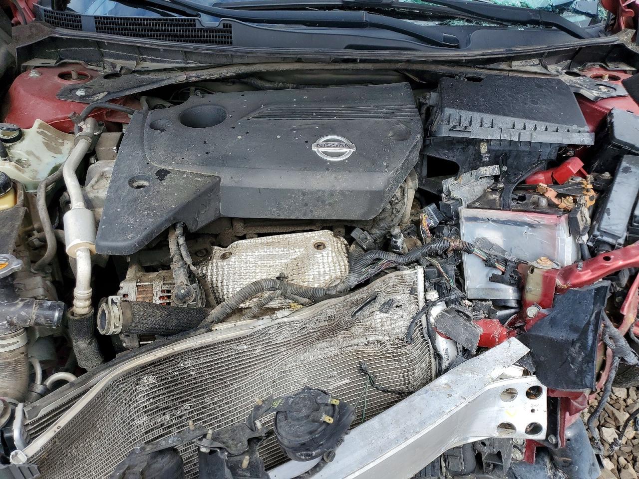 2015 Nissan Altima 2.5 S Red vin: 1N4AL3AP2FN355987