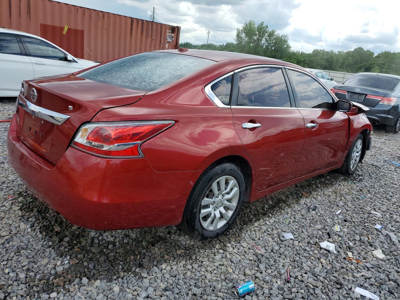 2015 Nissan Altima 2.5 S Red vin: 1N4AL3AP2FN355987