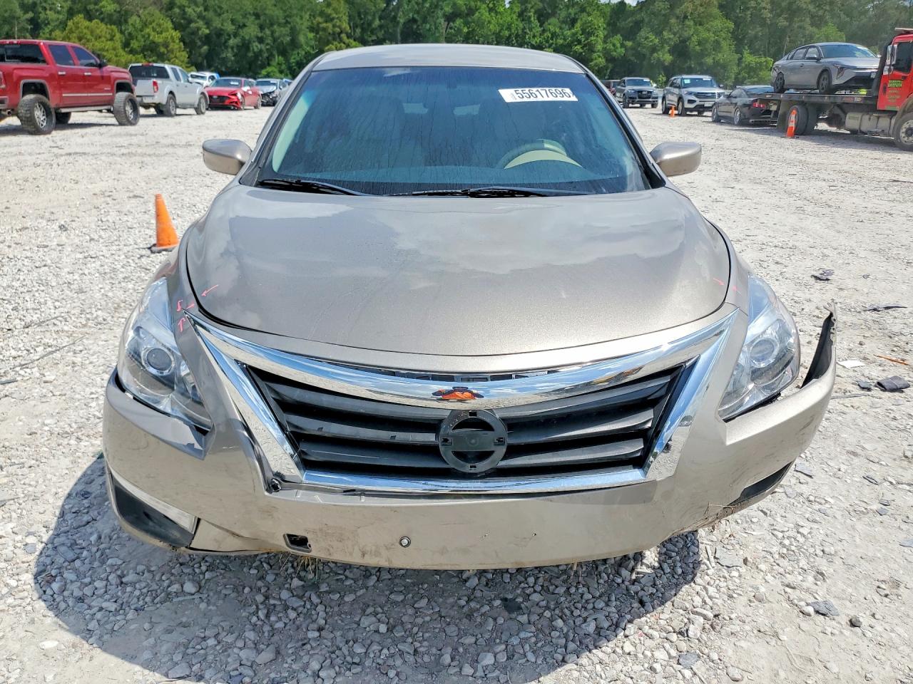 2015 Nissan Altima 2.5 S Beige vin: 1N4AL3AP2FN368805