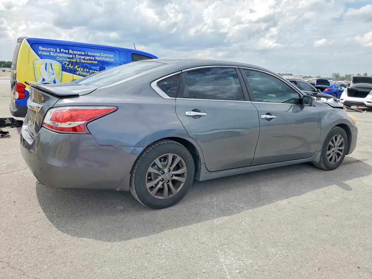 2015 Nissan Altima 2.5 S Gray vin: 1N4AL3AP2FN373812