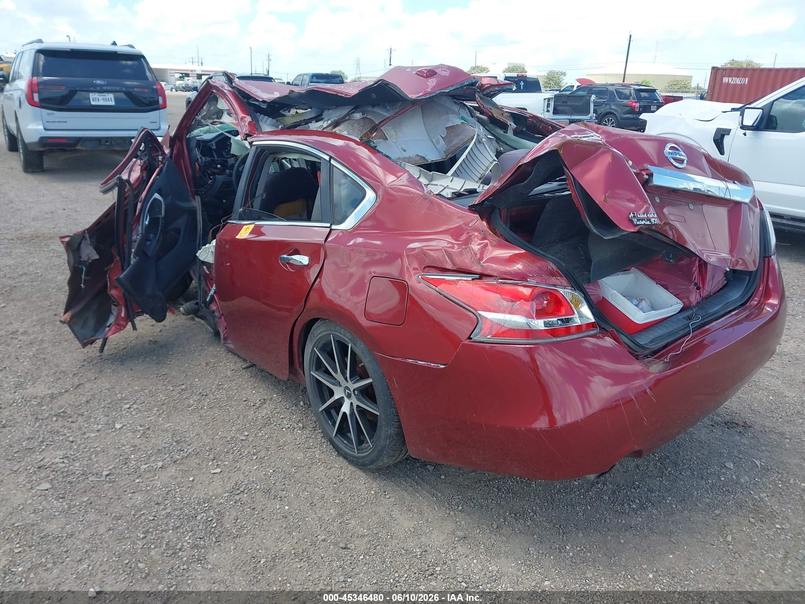 2015 Nissan Altima 2.5 S Red vin: 1N4AL3AP2FN380422