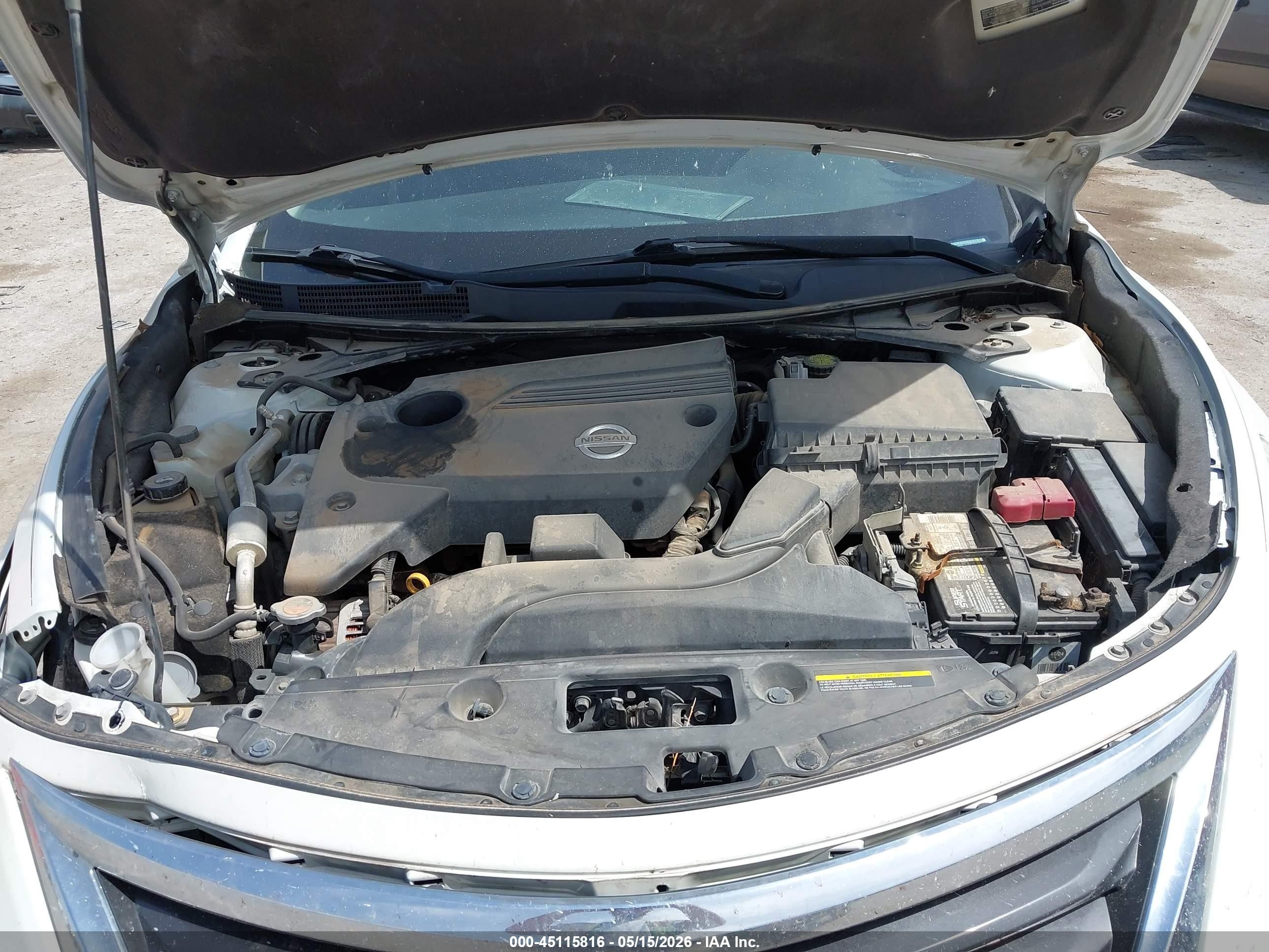 2015 Nissan Altima 2.5 S White vin: 1N4AL3AP2FN388374