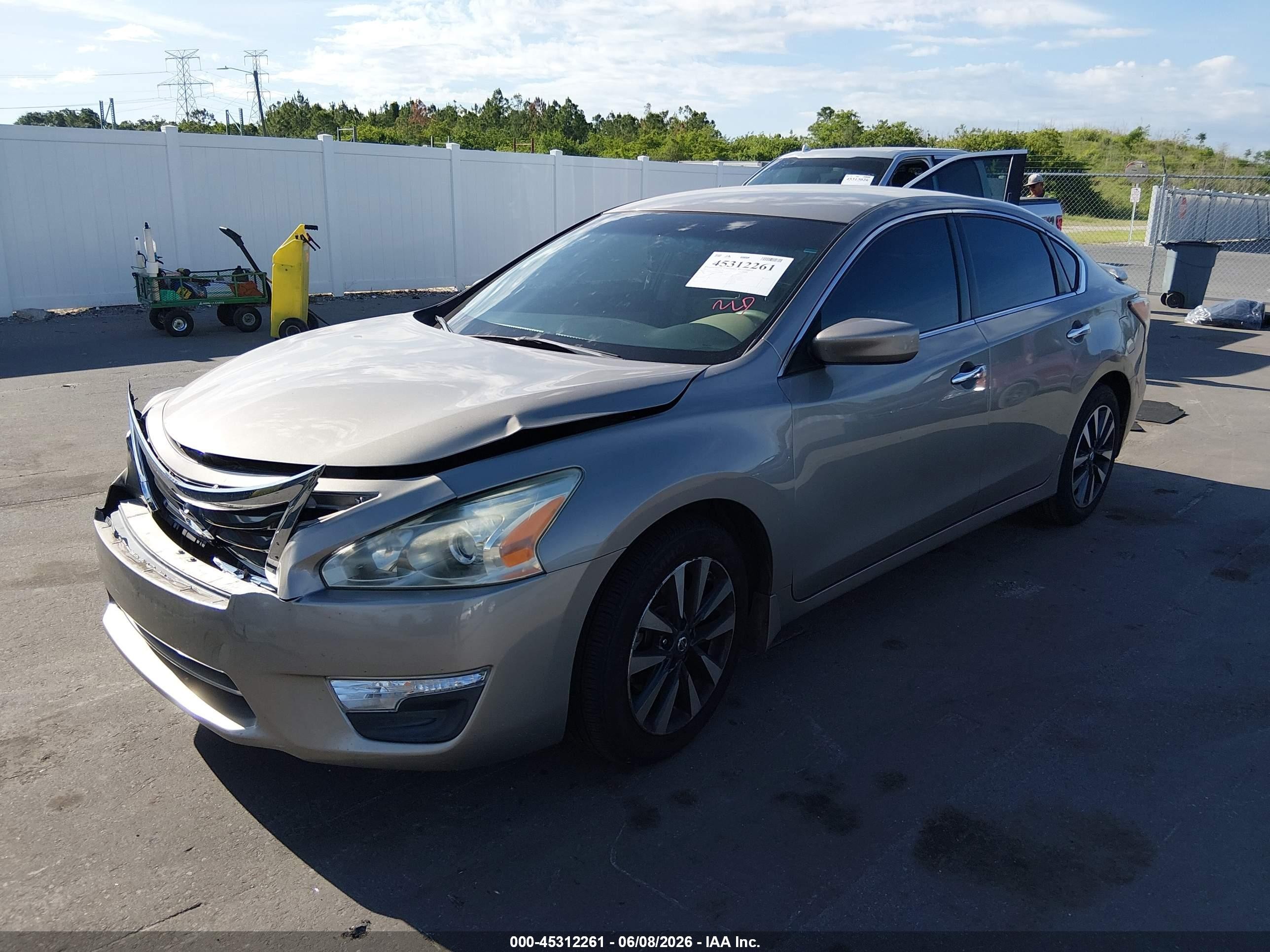 2015 Nissan Altima 2.5 S Золотой vin: 1N4AL3AP2FN397060