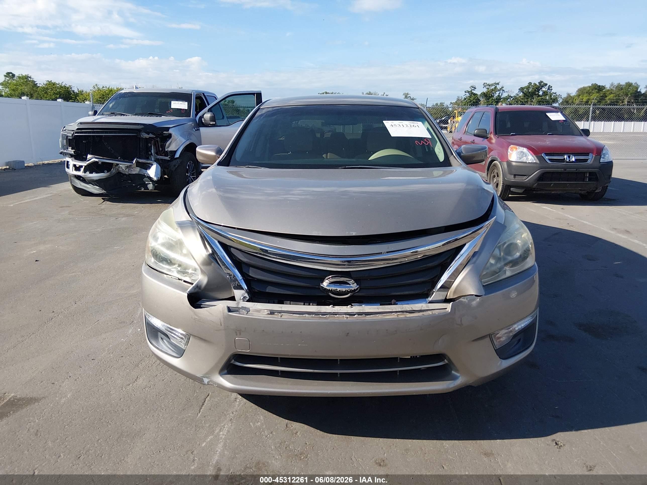 2015 Nissan Altima 2.5 S Золотой vin: 1N4AL3AP2FN397060
