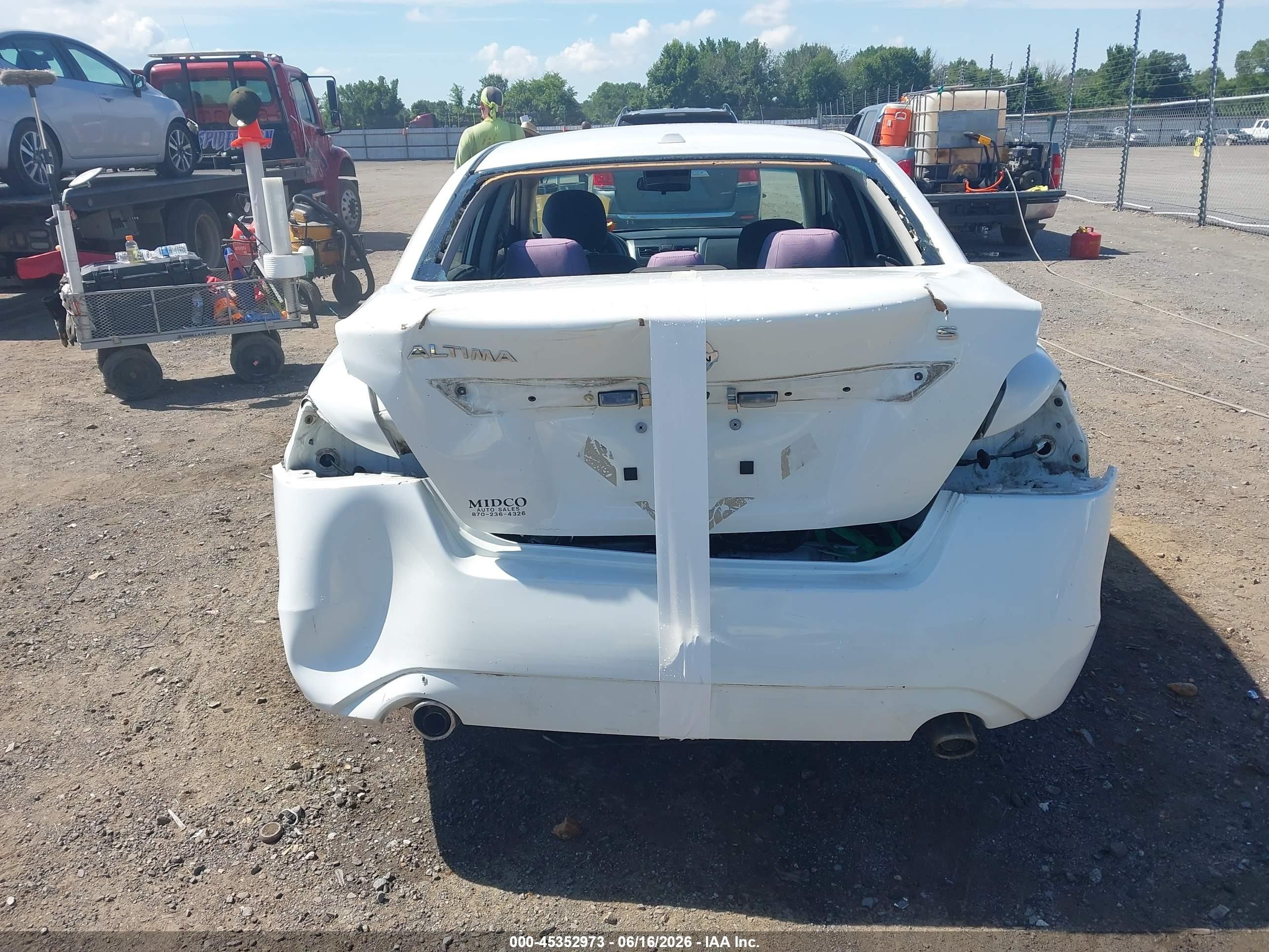 2015 Nissan Altima 2.5 S Белый vin: 1N4AL3AP2FN860394