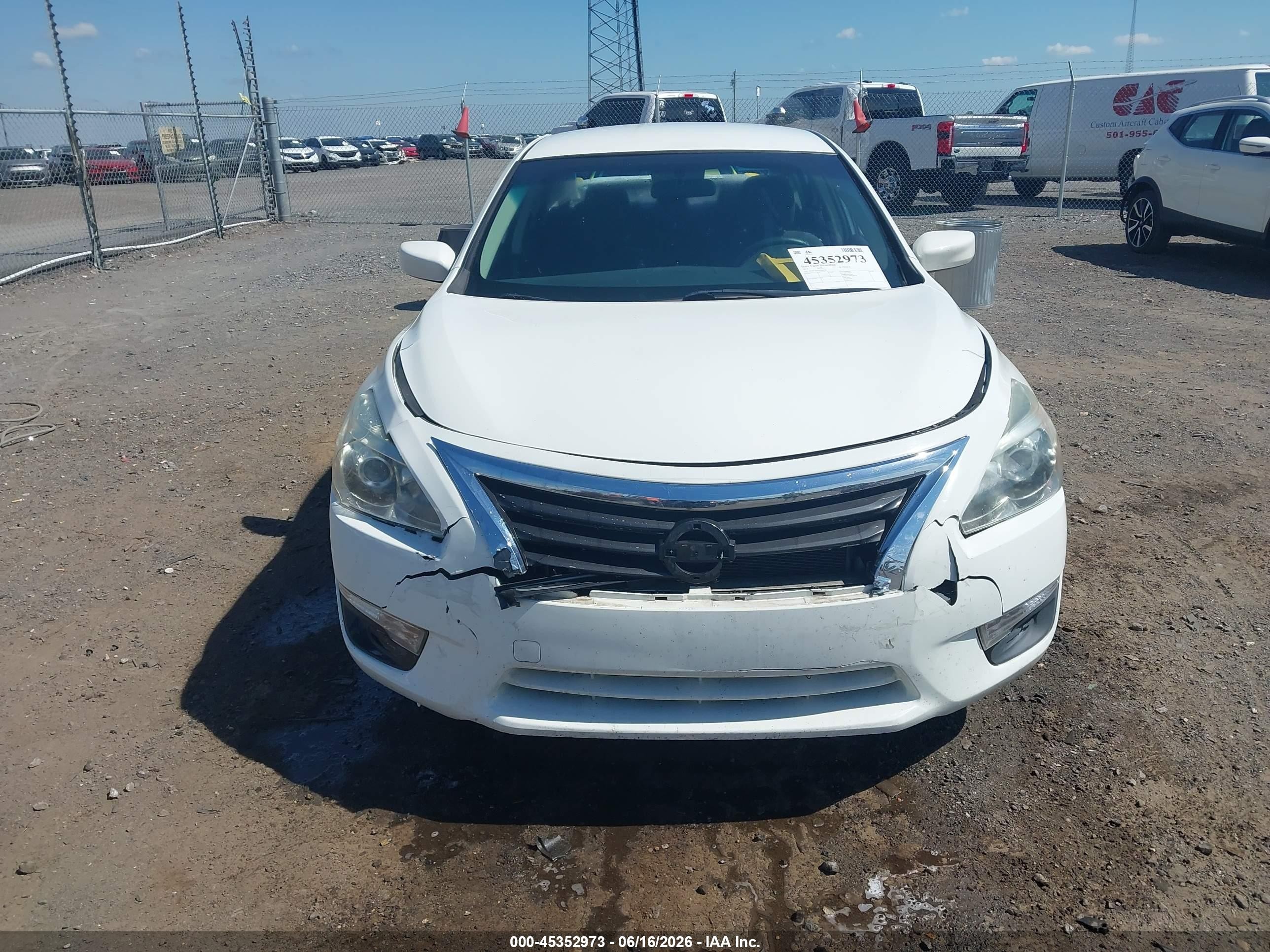 2015 Nissan Altima 2.5 S Белый vin: 1N4AL3AP2FN860394