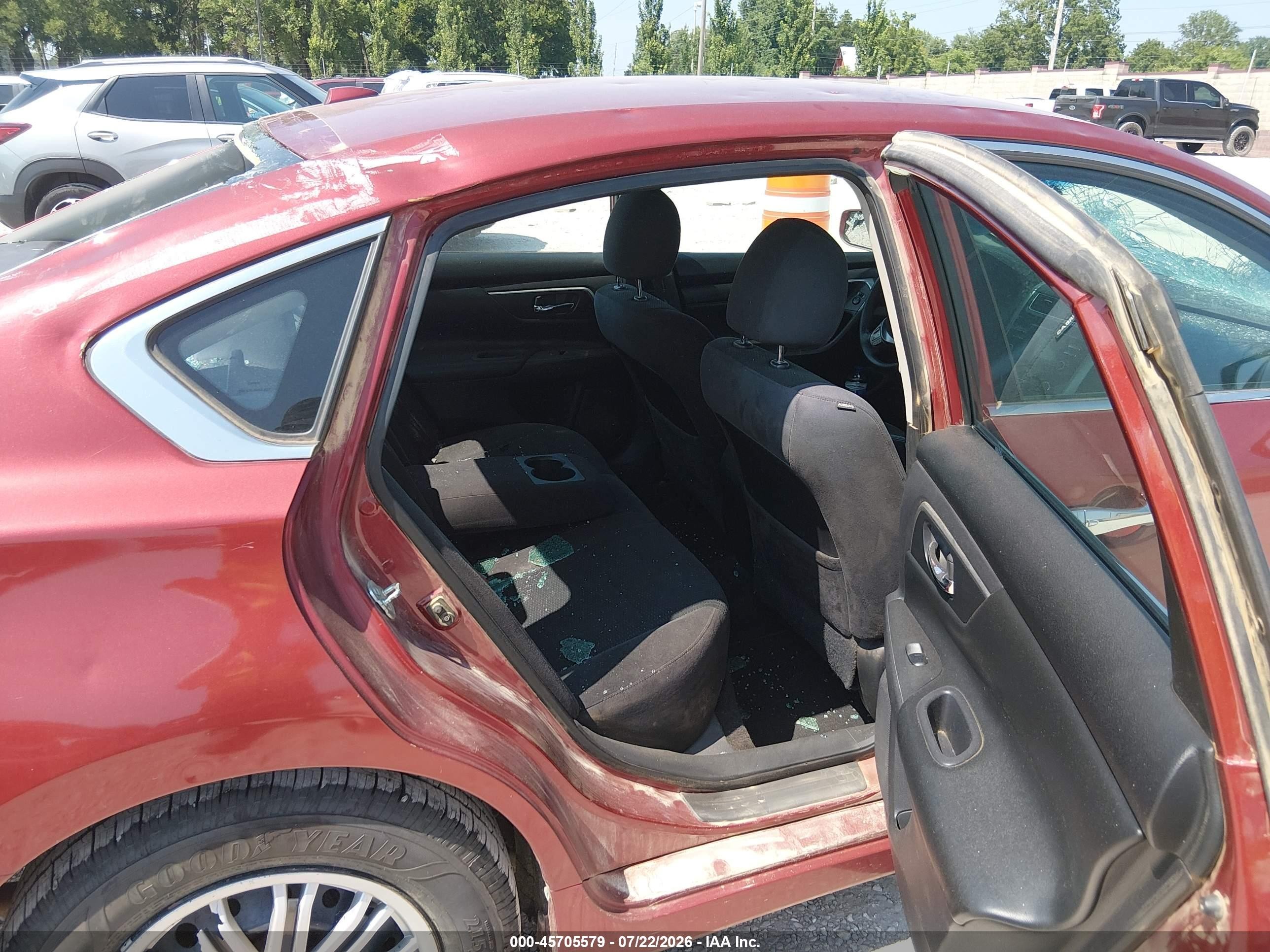 2015 Nissan Altima 2.5/2.5 S/2.5 Sl/2.5 Sv Red vin: 1N4AL3AP2FN865045