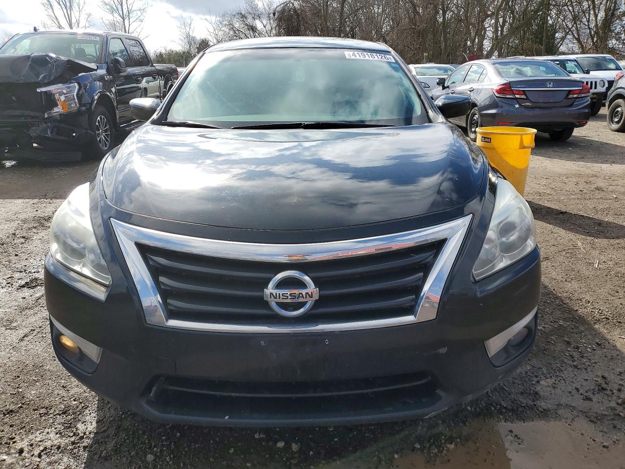 2015 Nissan Altima 2.5 S 4dr Черный vin: 1N4AL3AP2FN875459