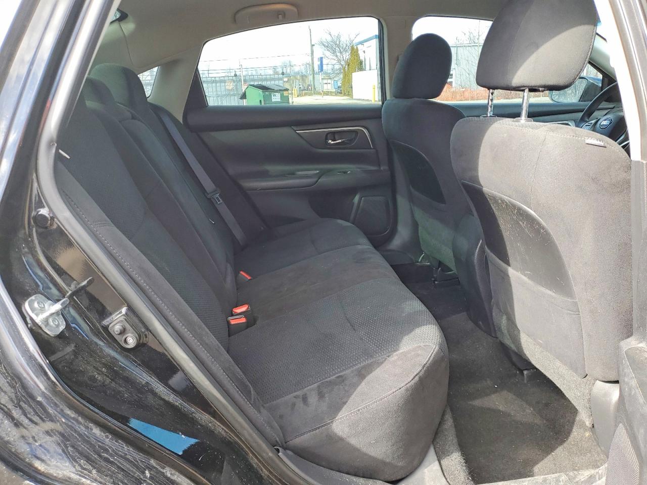 2015 Nissan Altima 2.5 S 4dr Черный vin: 1N4AL3AP2FN875459