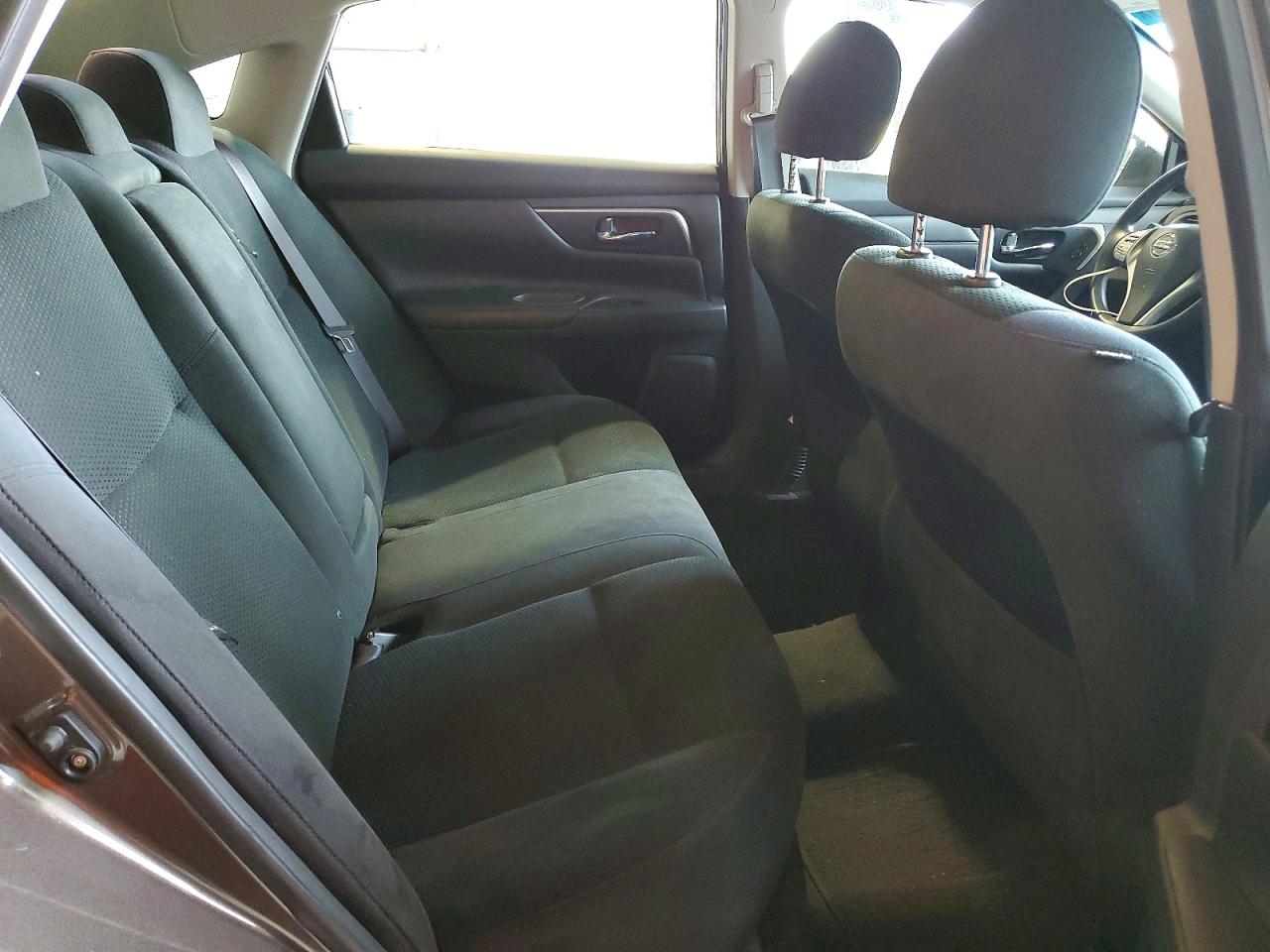 2015 Nissan Altima 2.5 S Charcoal vin: 1N4AL3AP2FN877194