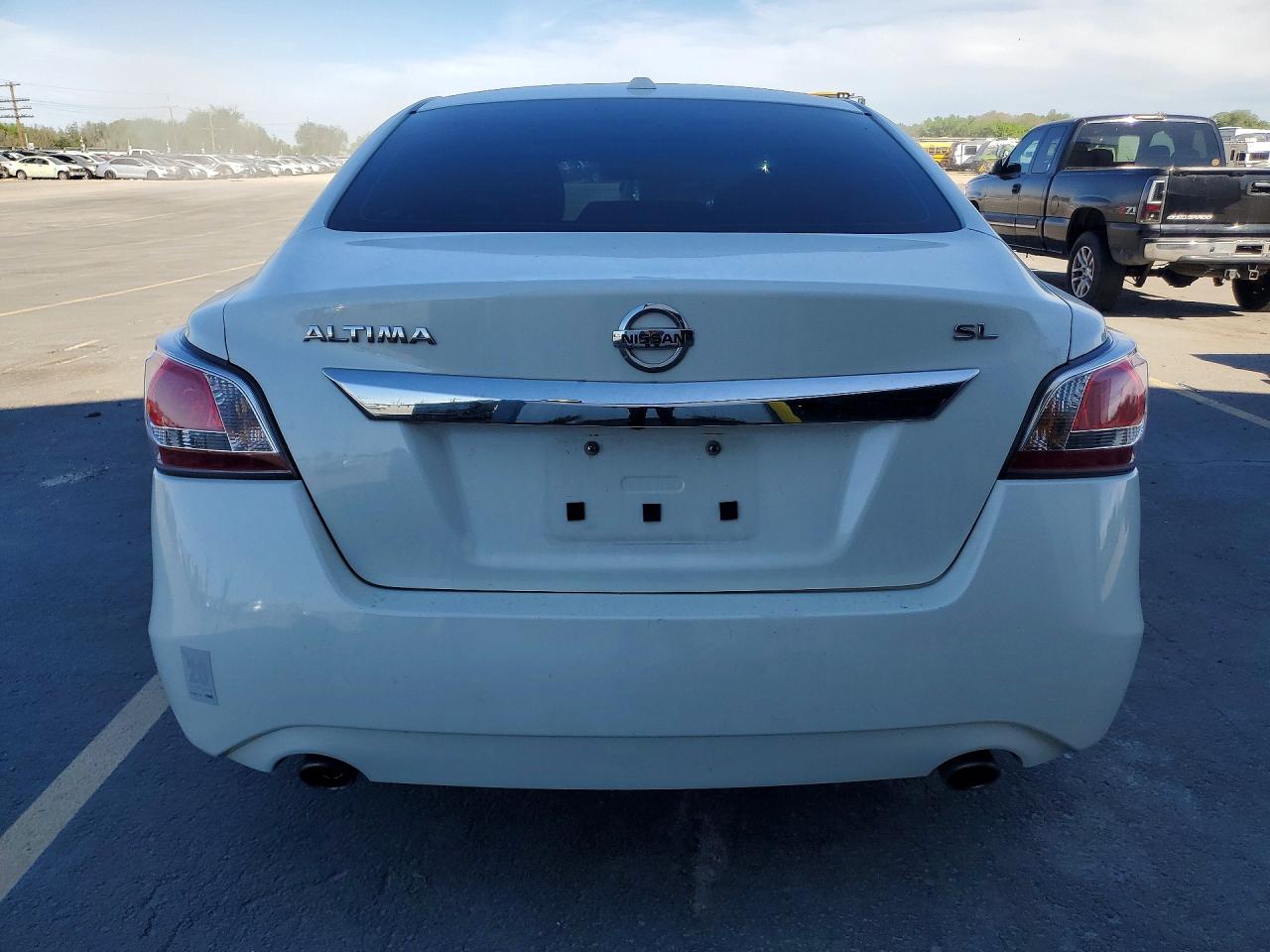 2015 Nissan Altima 2.5 Sl White vin: 1N4AL3AP2FN882086