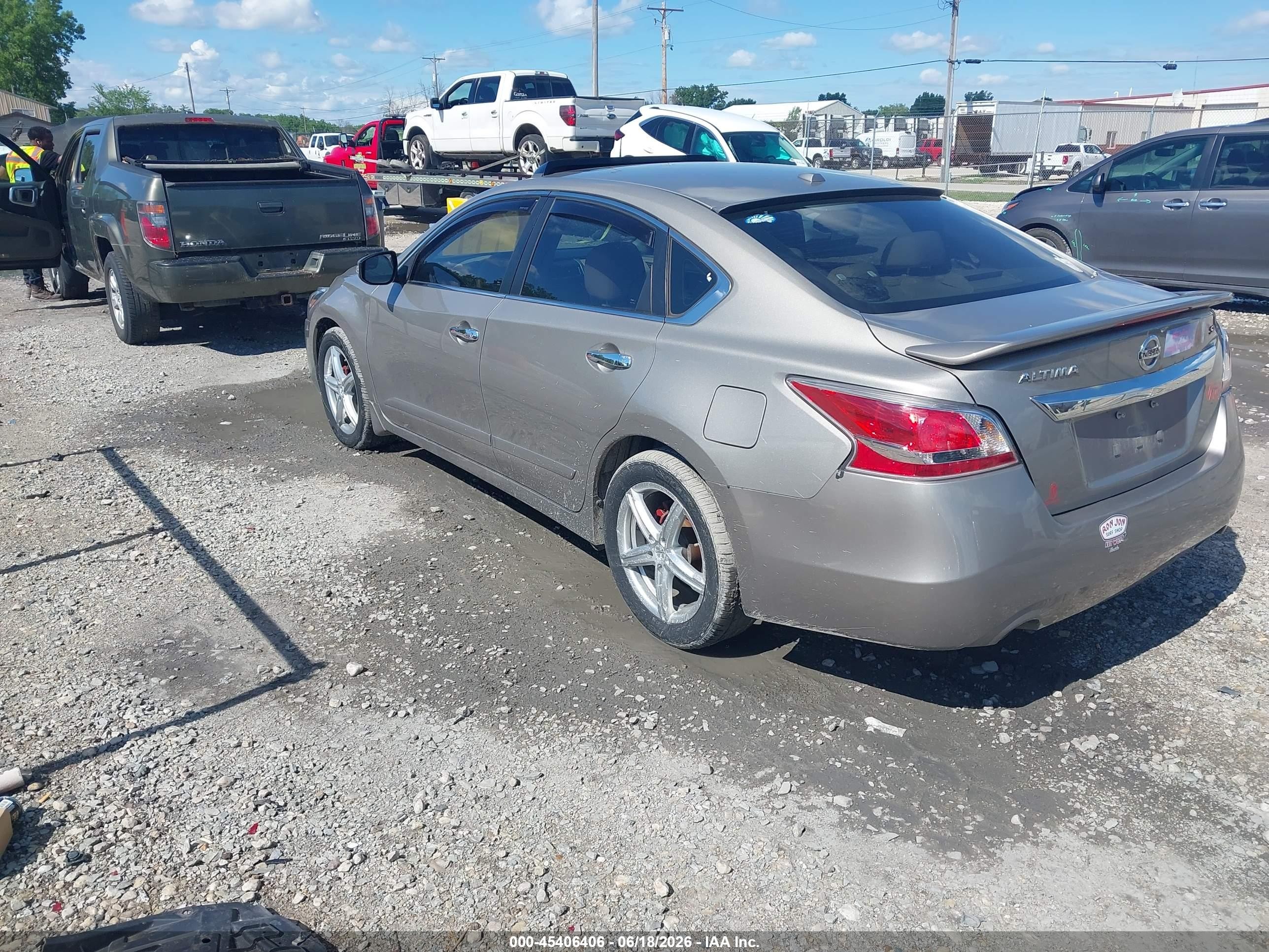 2015 Nissan Altima 2.5 Sl Gold vin: 1N4AL3AP2FN882931