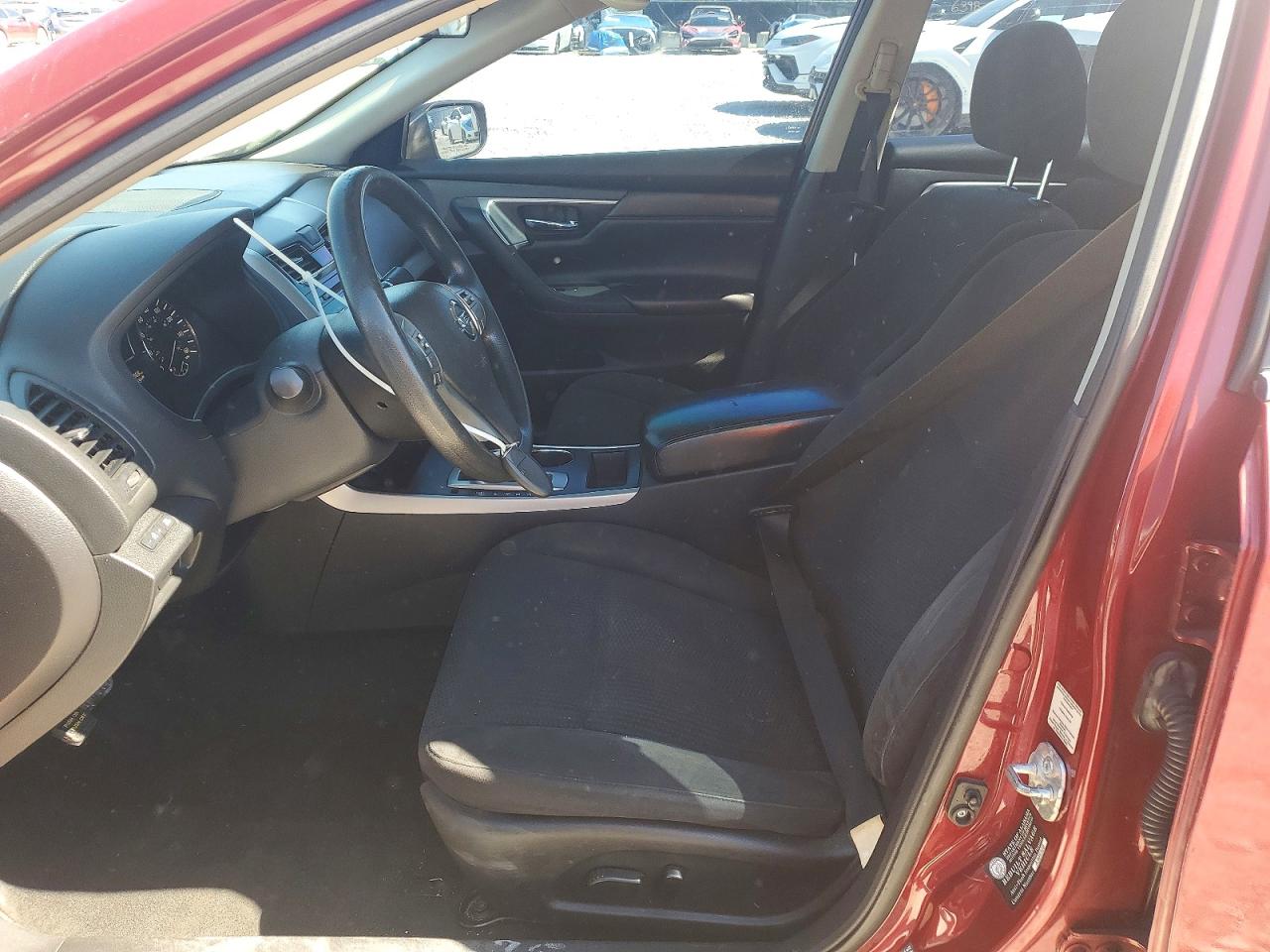 2015 Nissan Altima 2.5 S Red vin: 1N4AL3AP2FN886302
