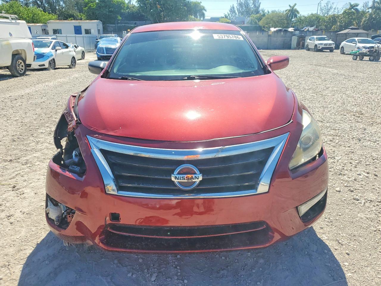 2015 Nissan Altima 2.5 S Red vin: 1N4AL3AP2FN886302